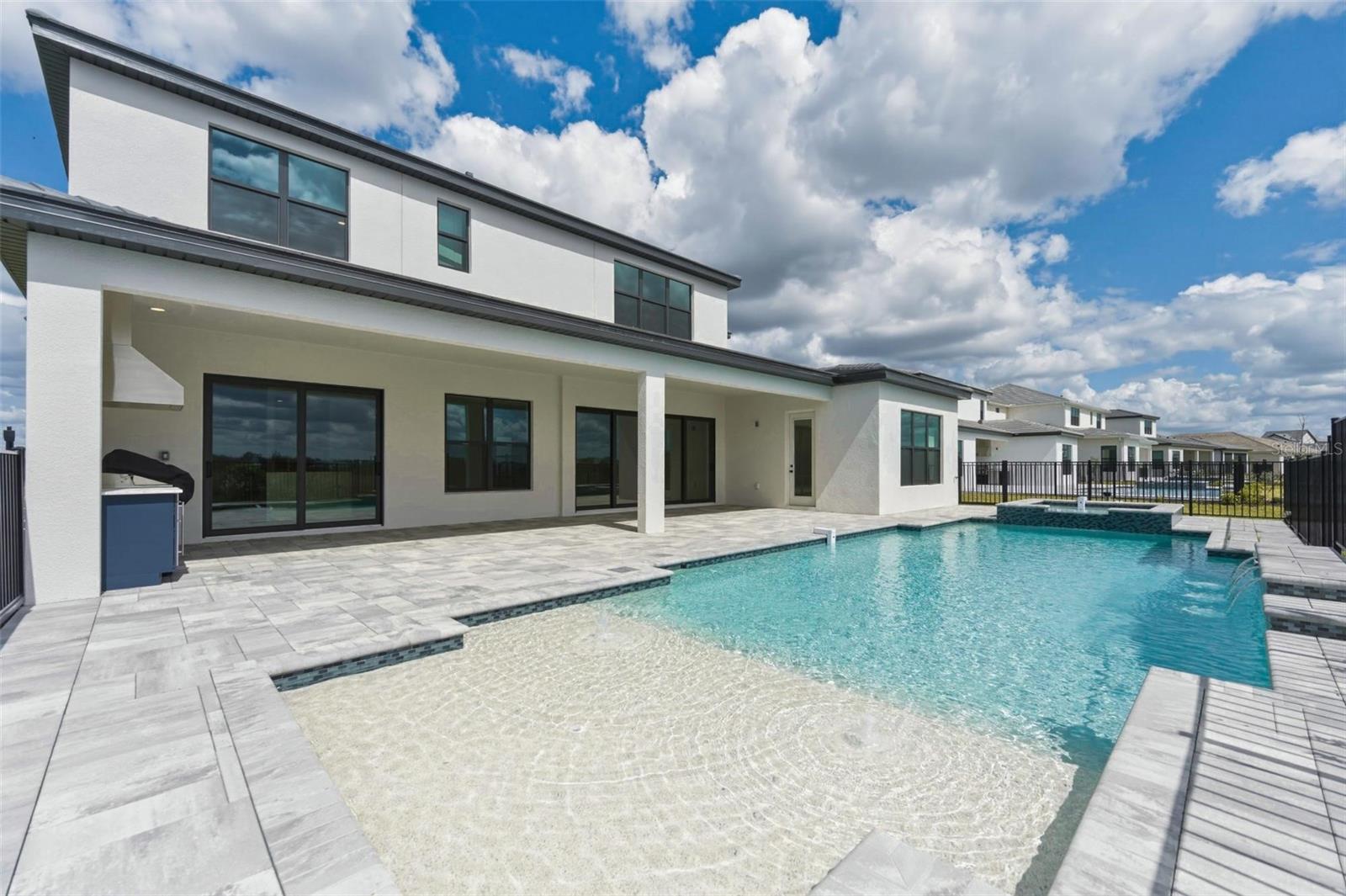 2505 WATERFRONT CIRCLE