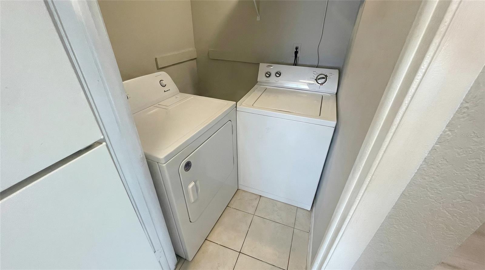 1972 LAKE ATRIUMS CIRCLE 200