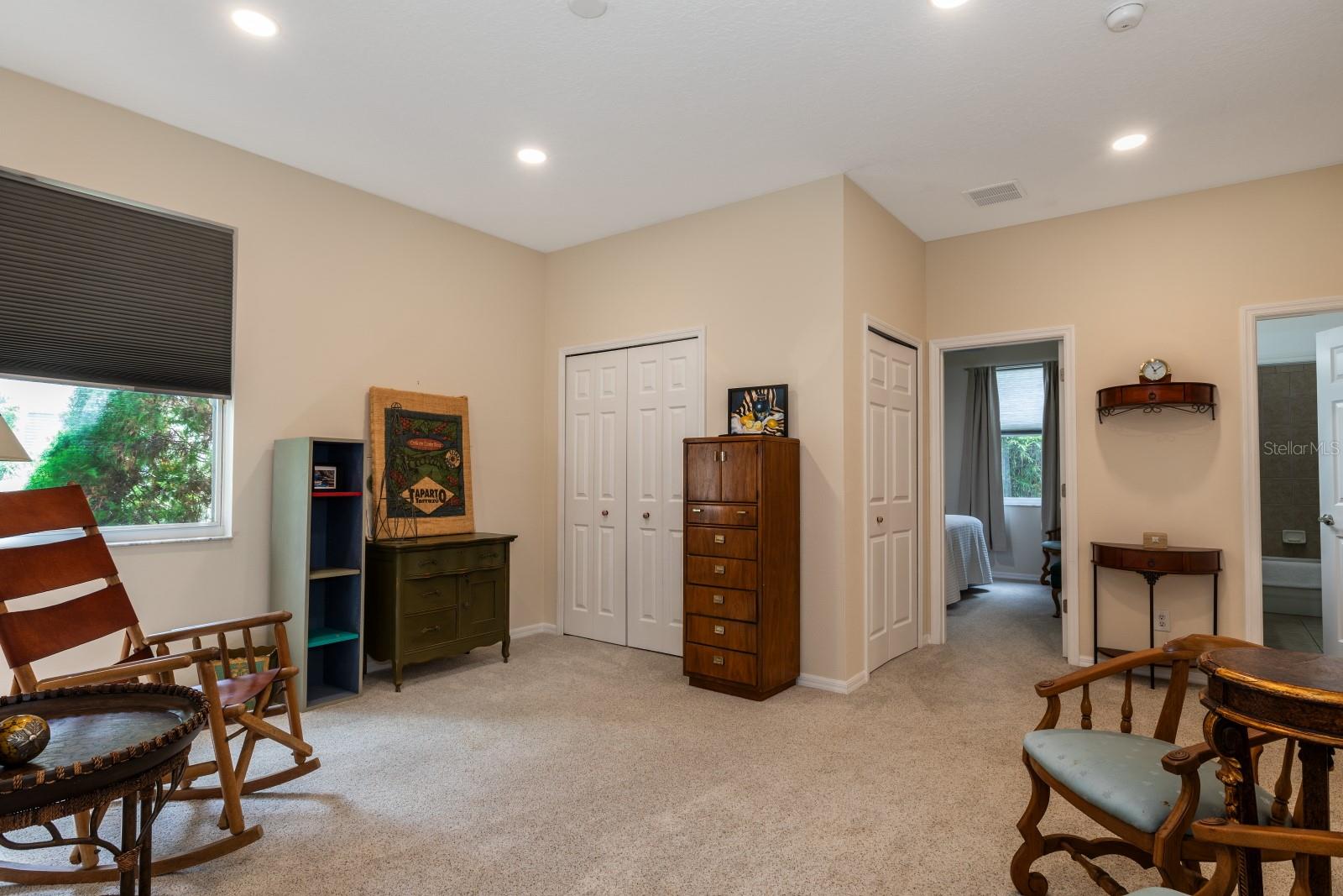 BLUE LAKE ESTATES - Residential