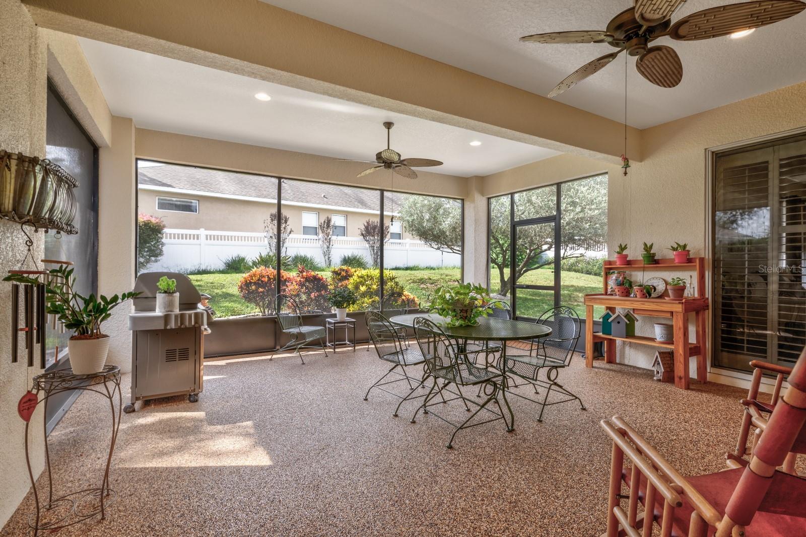 BLUE LAKE ESTATES - Residential