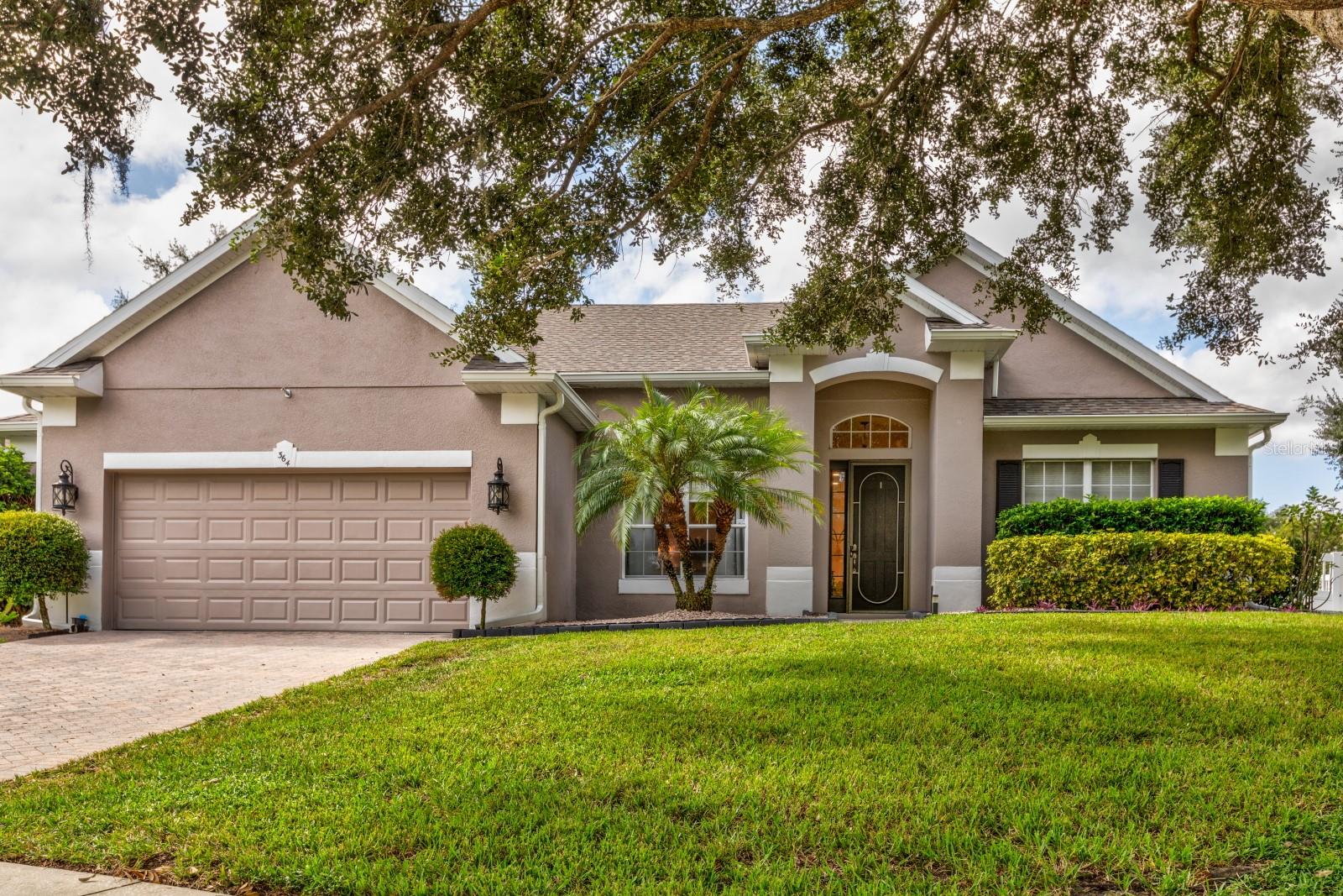 BLUE LAKE ESTATES - Residential