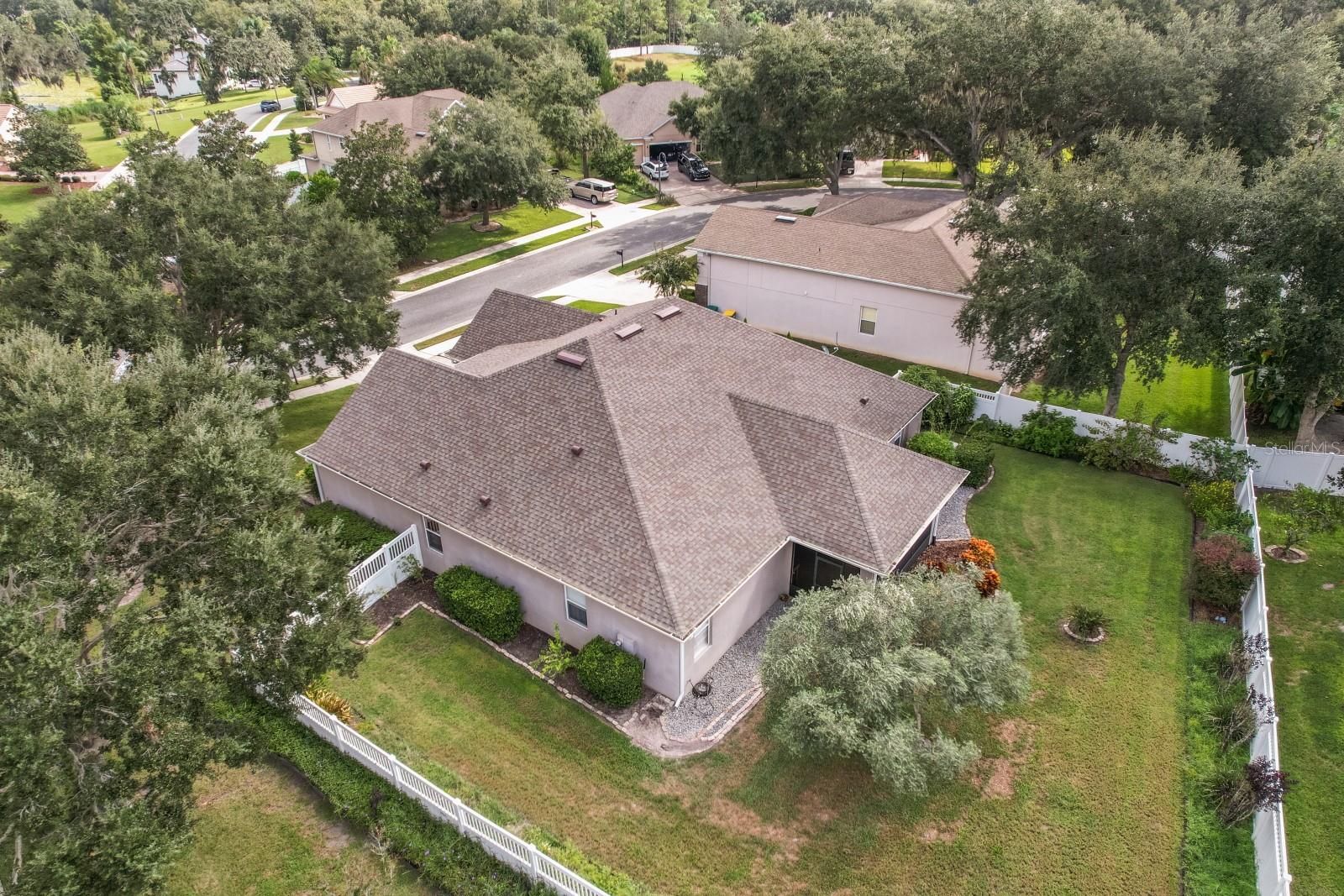 BLUE LAKE ESTATES - Residential