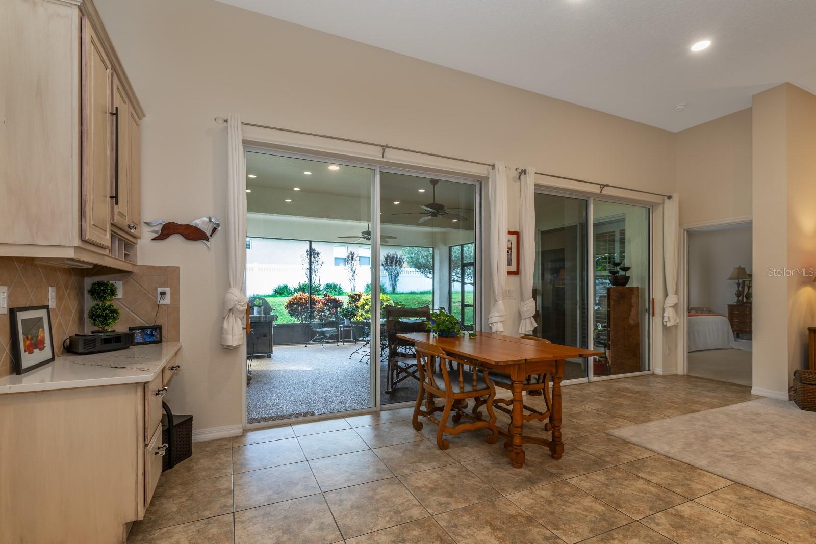 BLUE LAKE ESTATES - Residential