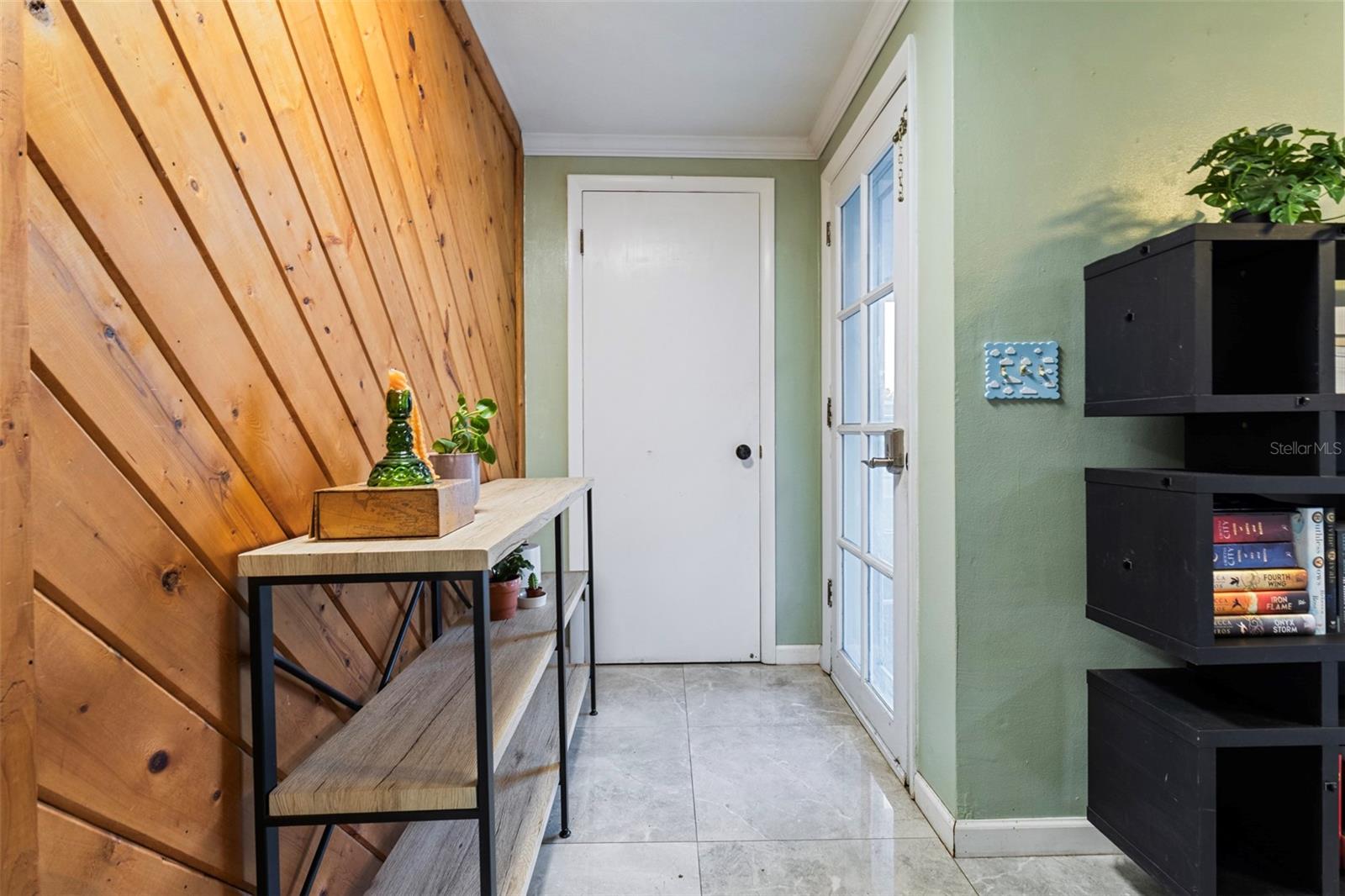 BEACON SQUARE - Residential