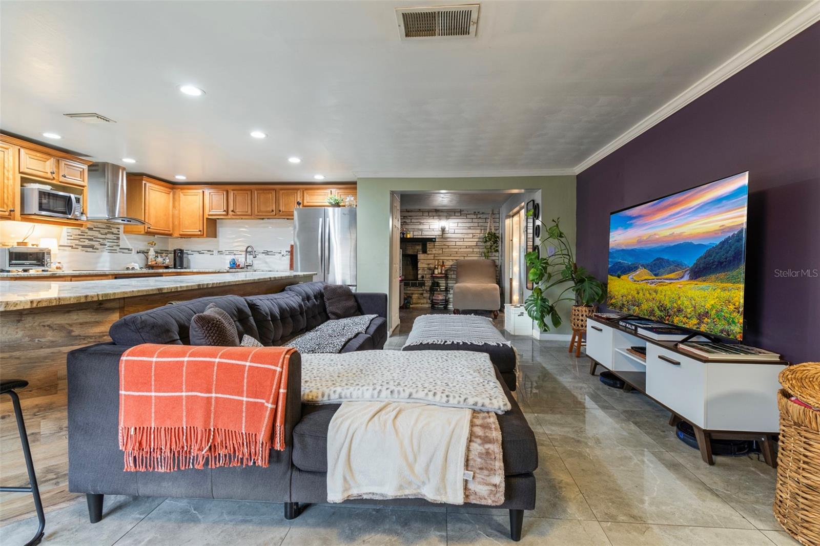 BEACON SQUARE - Residential