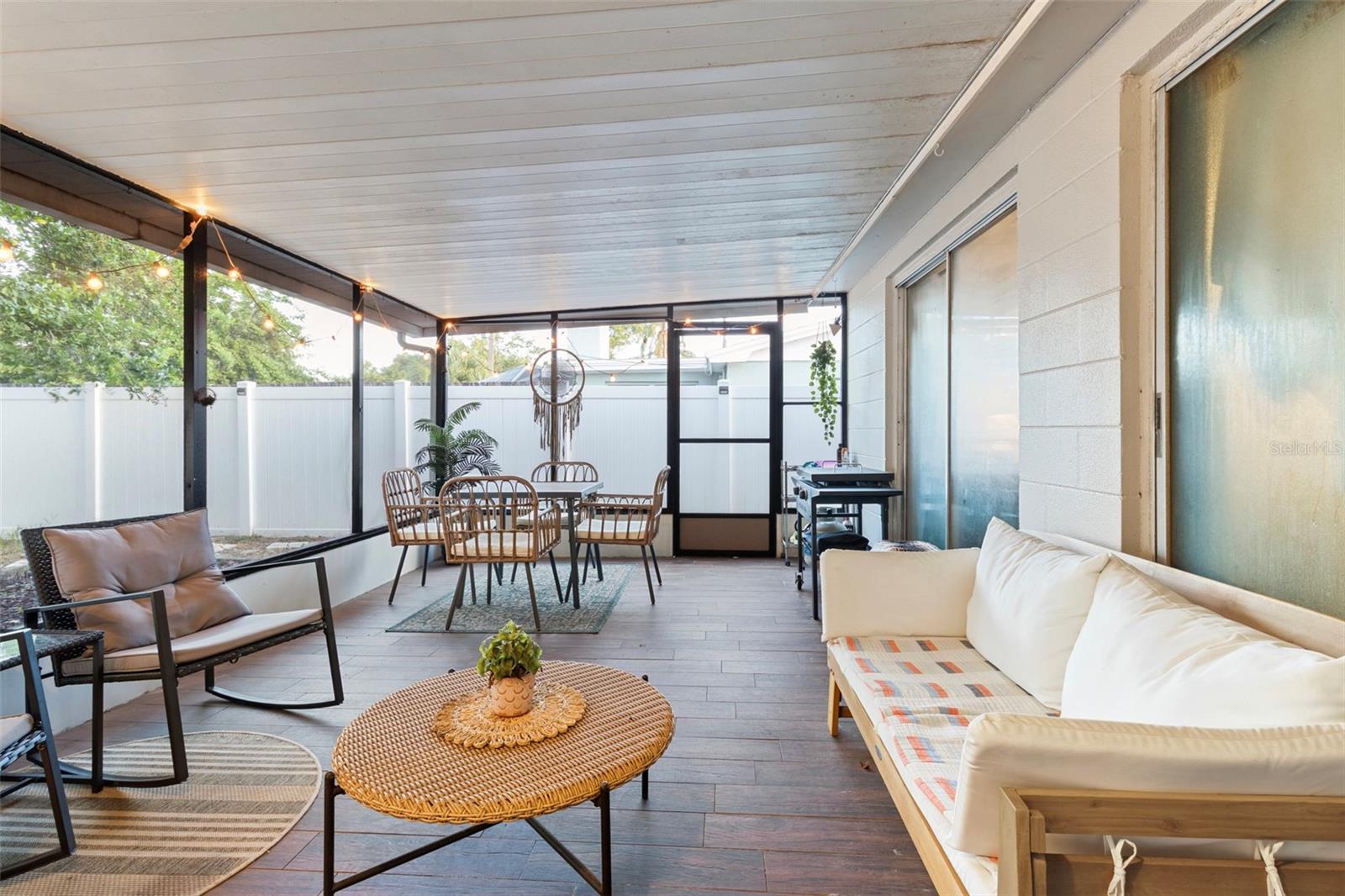 BEACON SQUARE - Residential