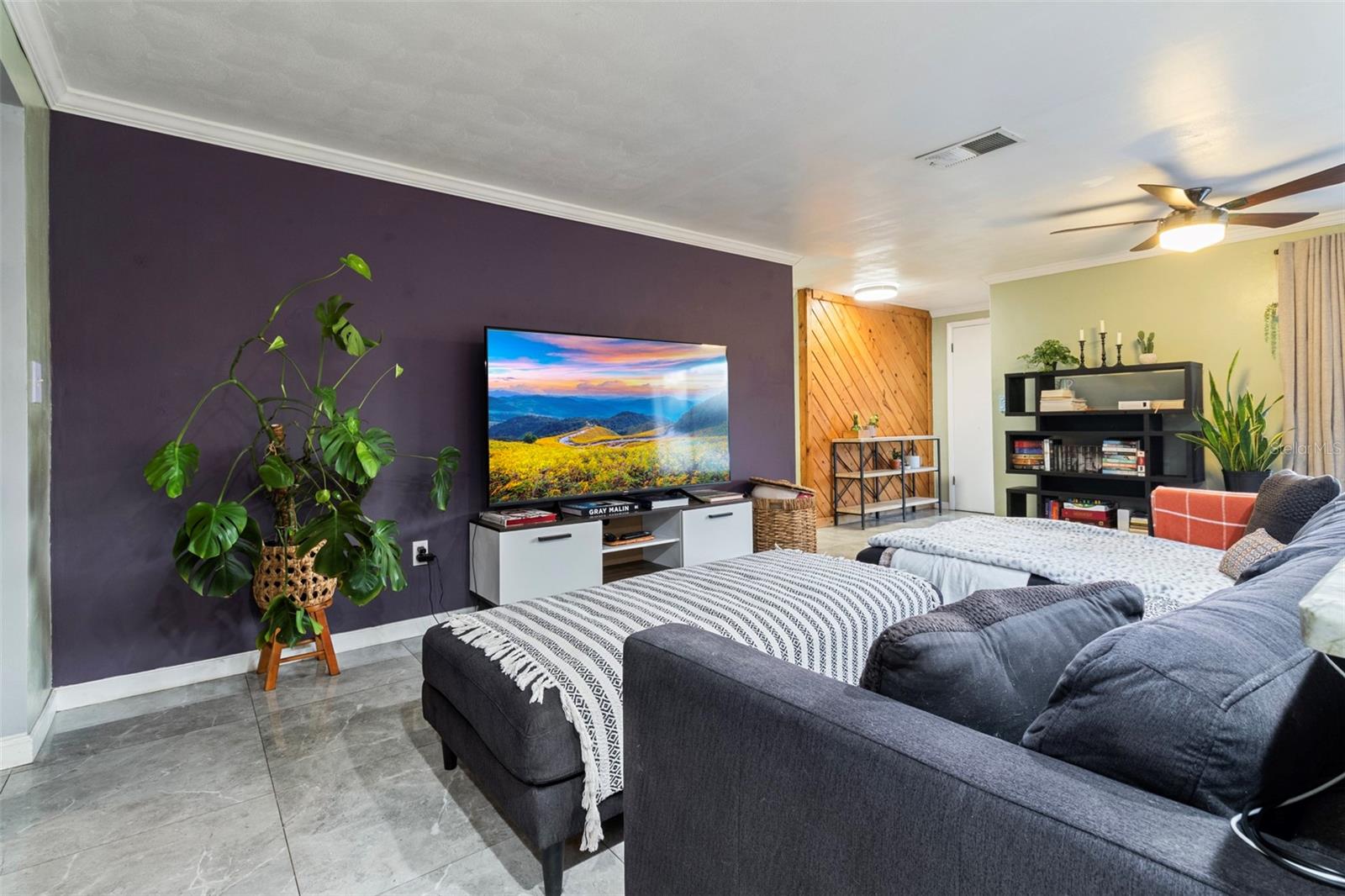 BEACON SQUARE - Residential