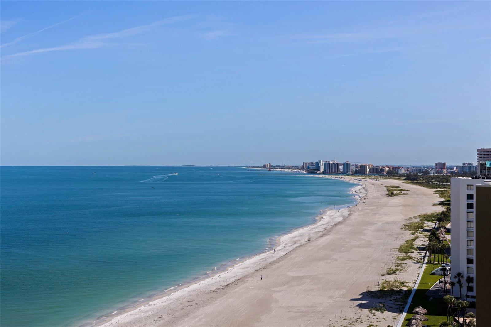 ULTIMAR ONE CONDO - Residential