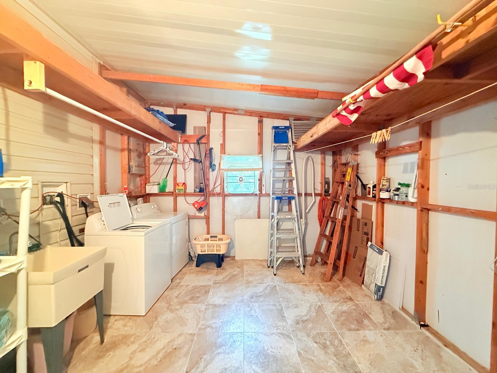 BROADMOOR - Residential