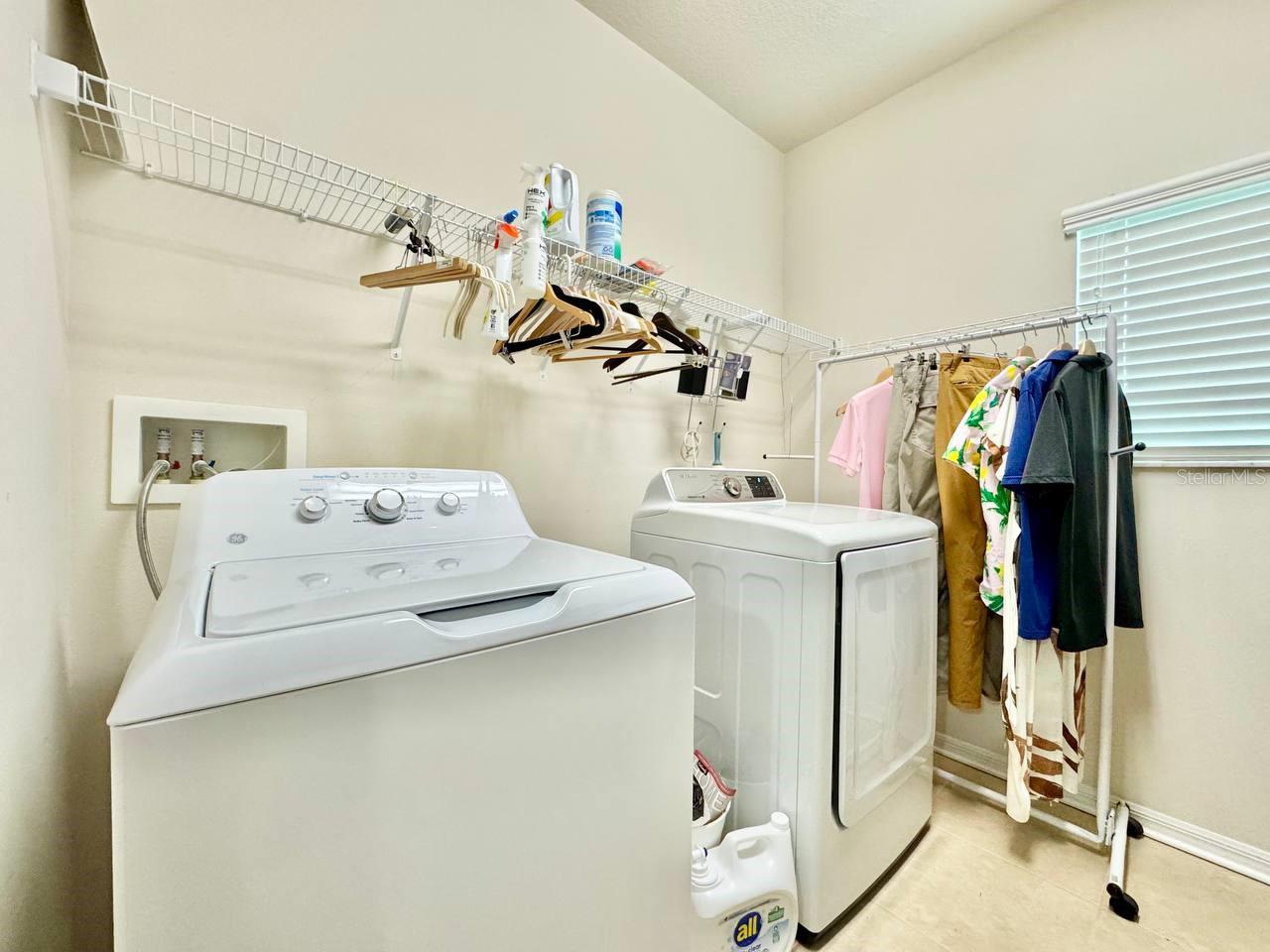 STARLING AT FISHHAWK PH 2A - Residential Lease