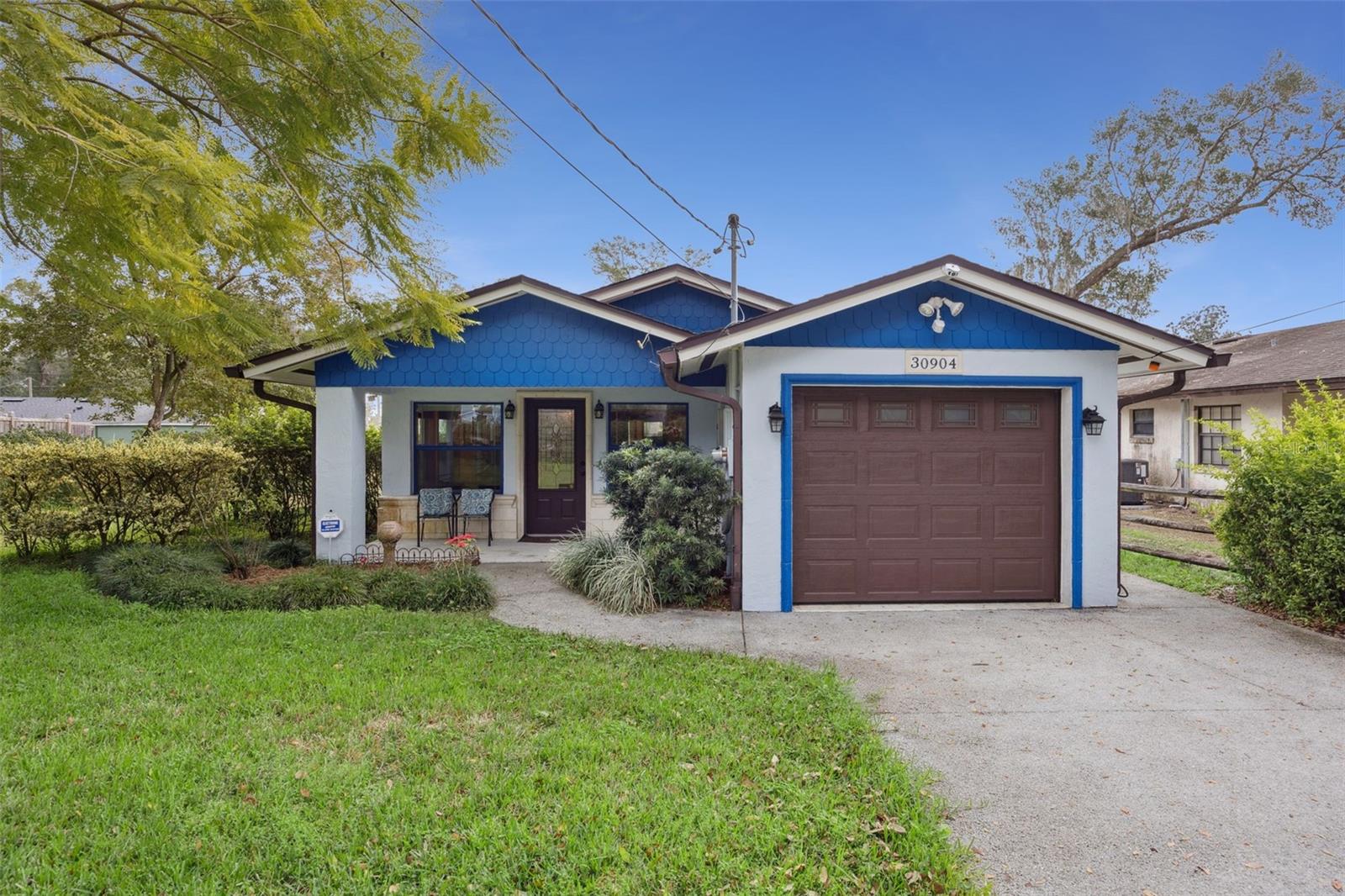 MOUNT PLYMOUTH - Residential