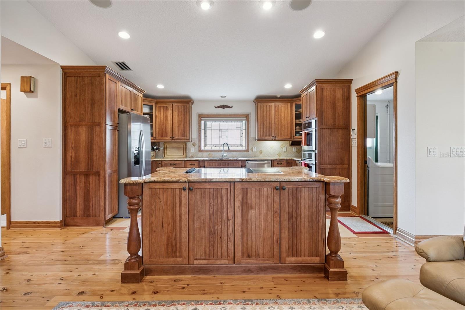 MOUNT PLYMOUTH - Residential