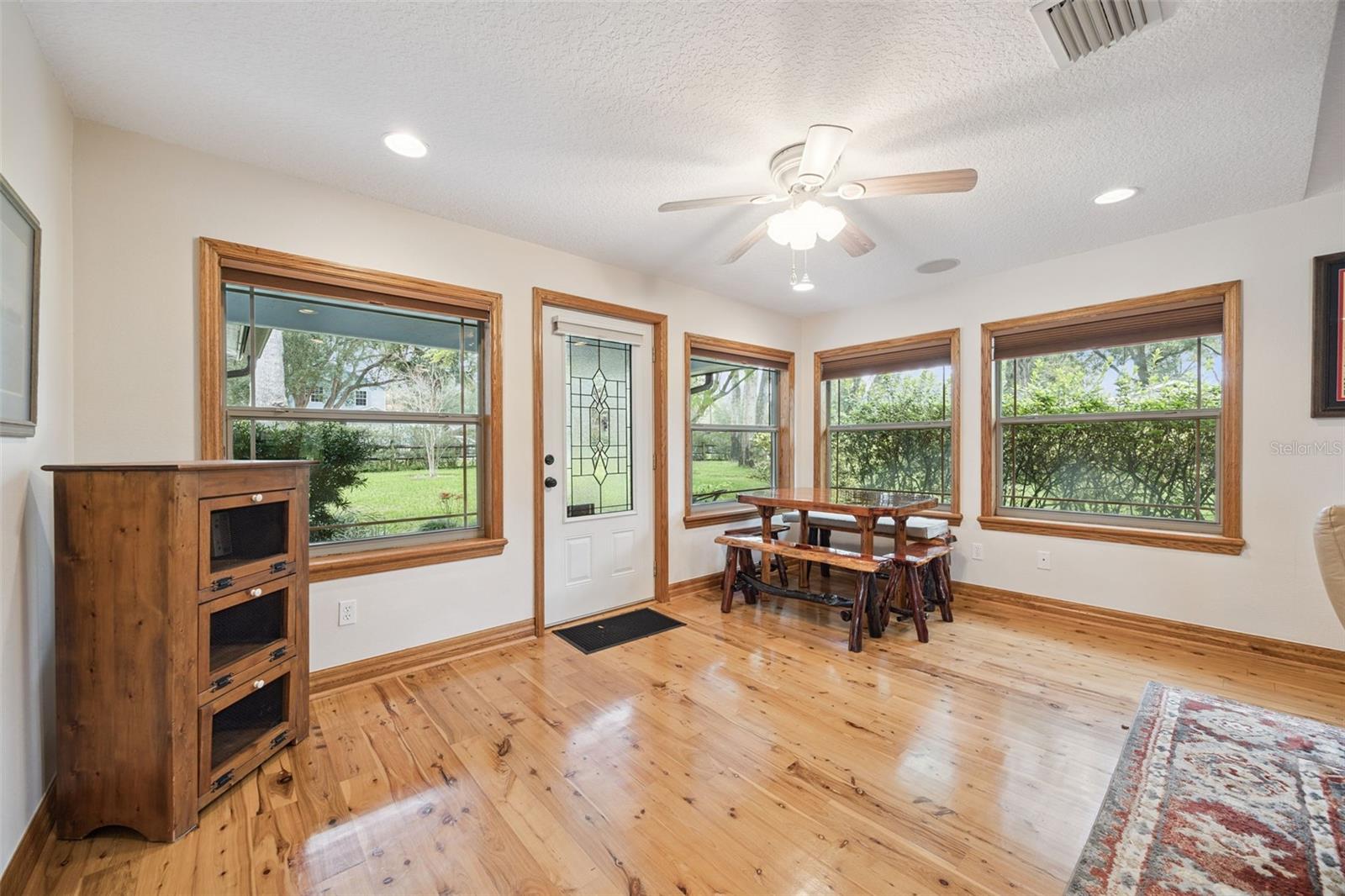 MOUNT PLYMOUTH - Residential