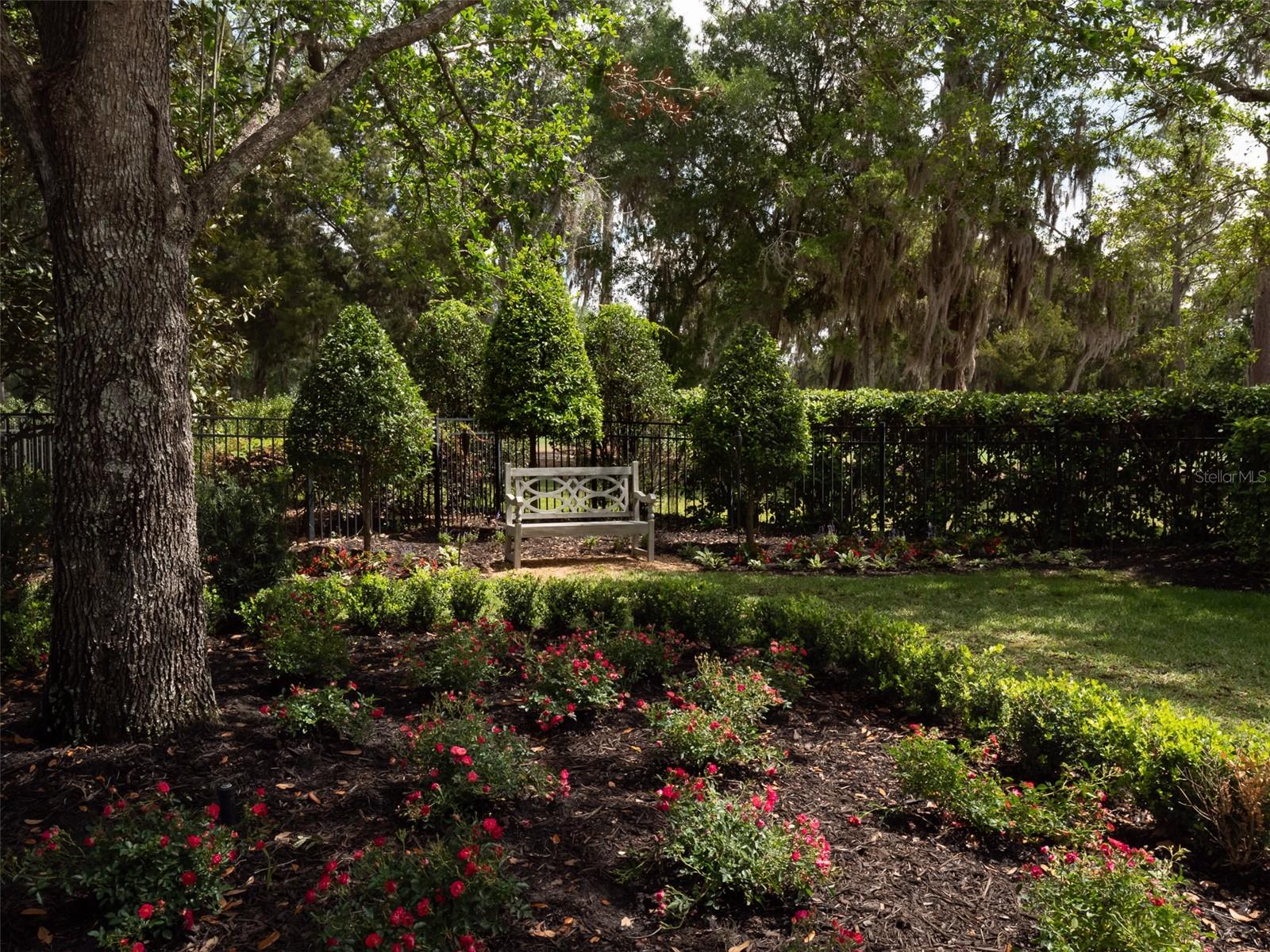 GOLDEN OCALA - Residential