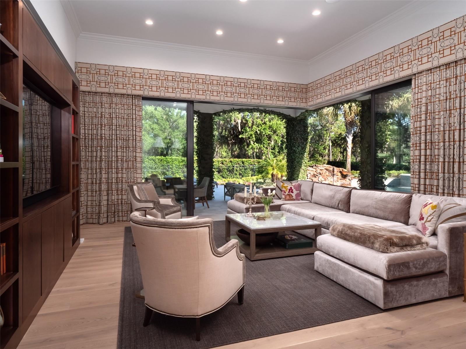 GOLDEN OCALA - Residential