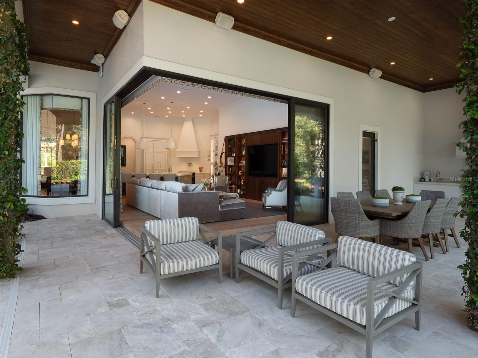 GOLDEN OCALA - Residential