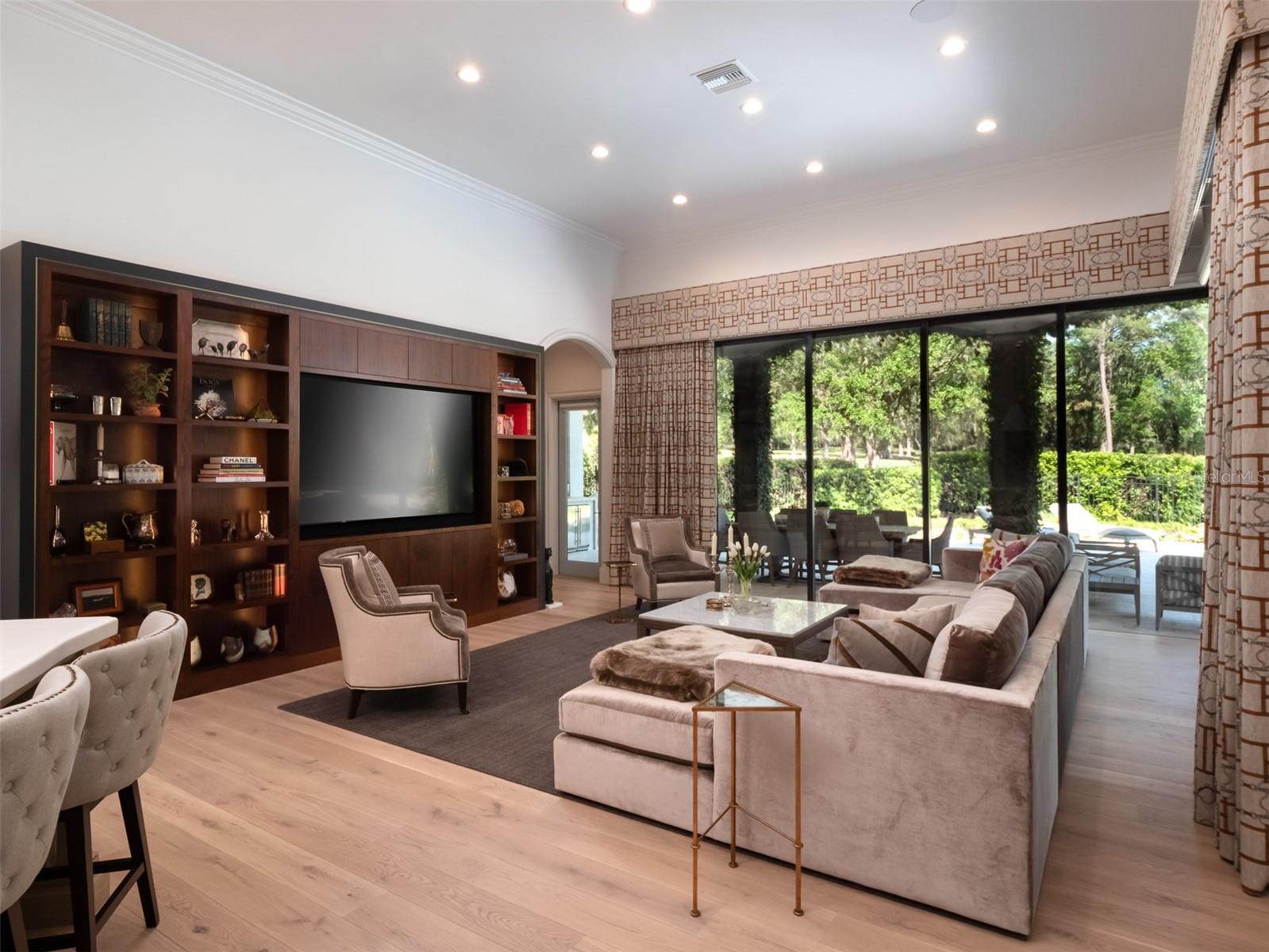 GOLDEN OCALA - Residential