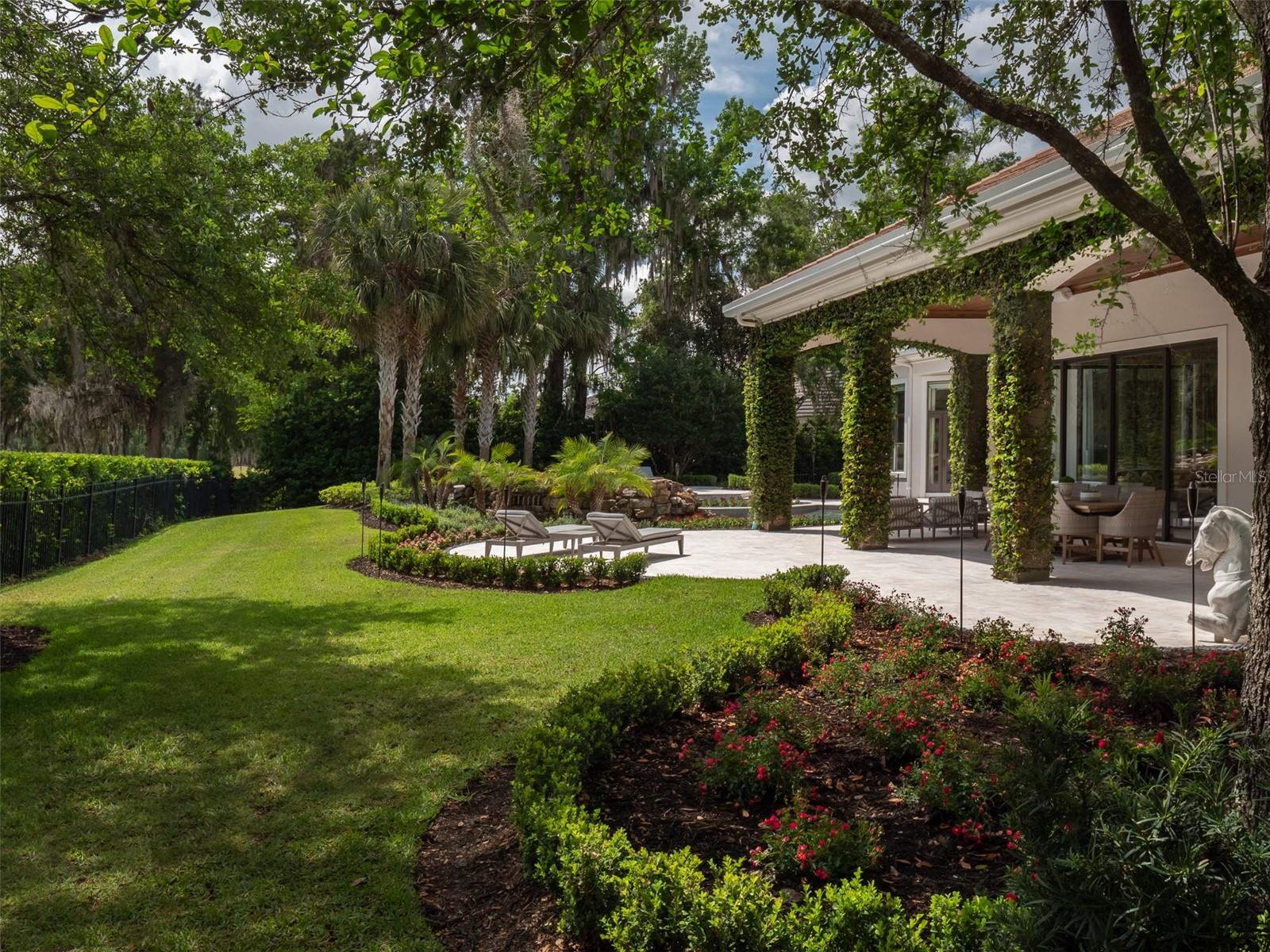 GOLDEN OCALA - Residential