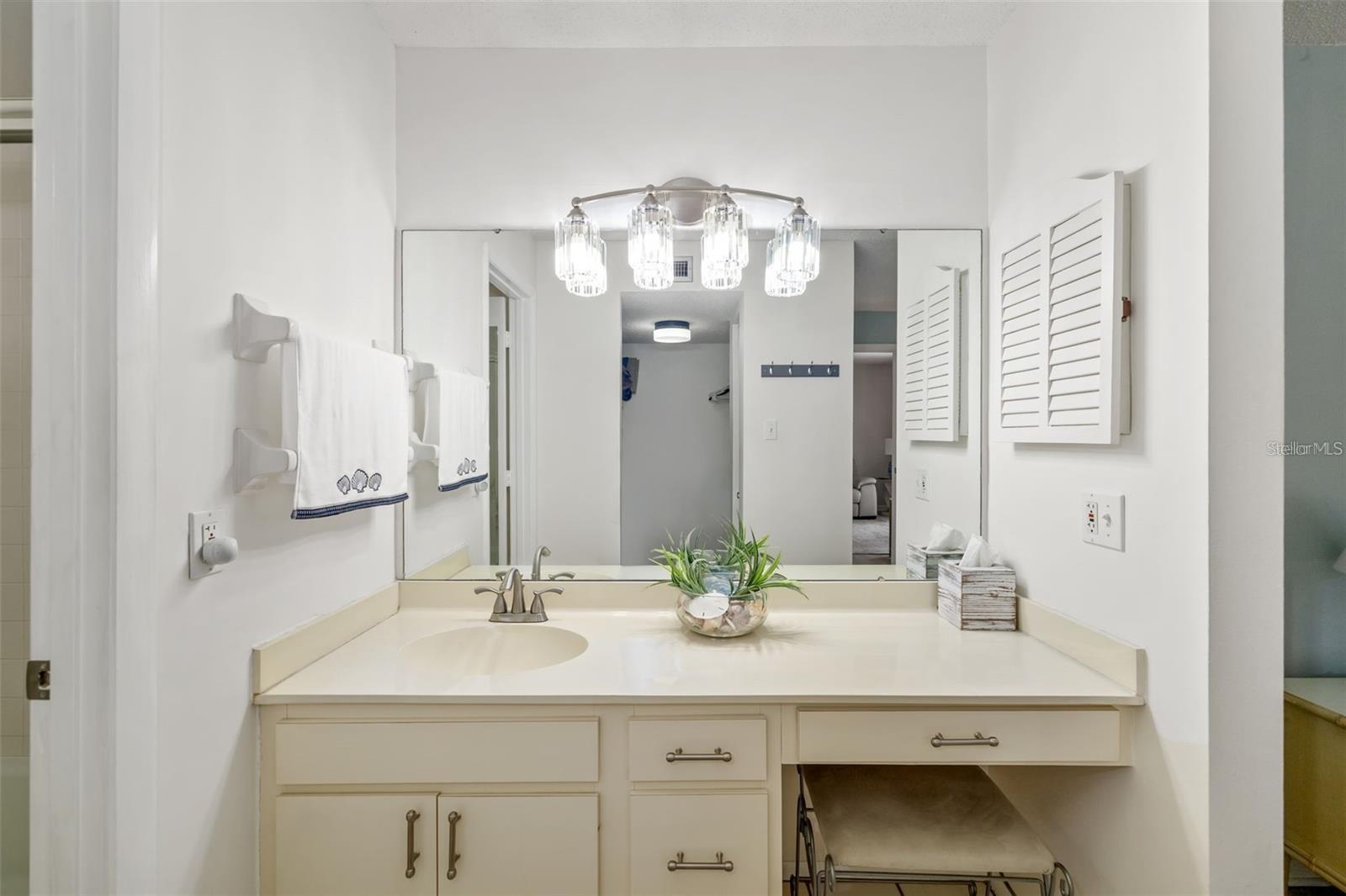 CROSSINGS - Residential Lease