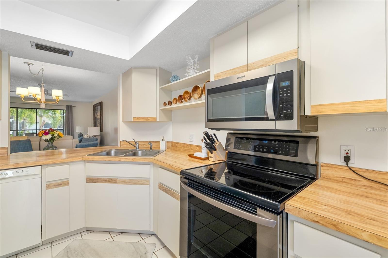 CROSSINGS - Residential Lease