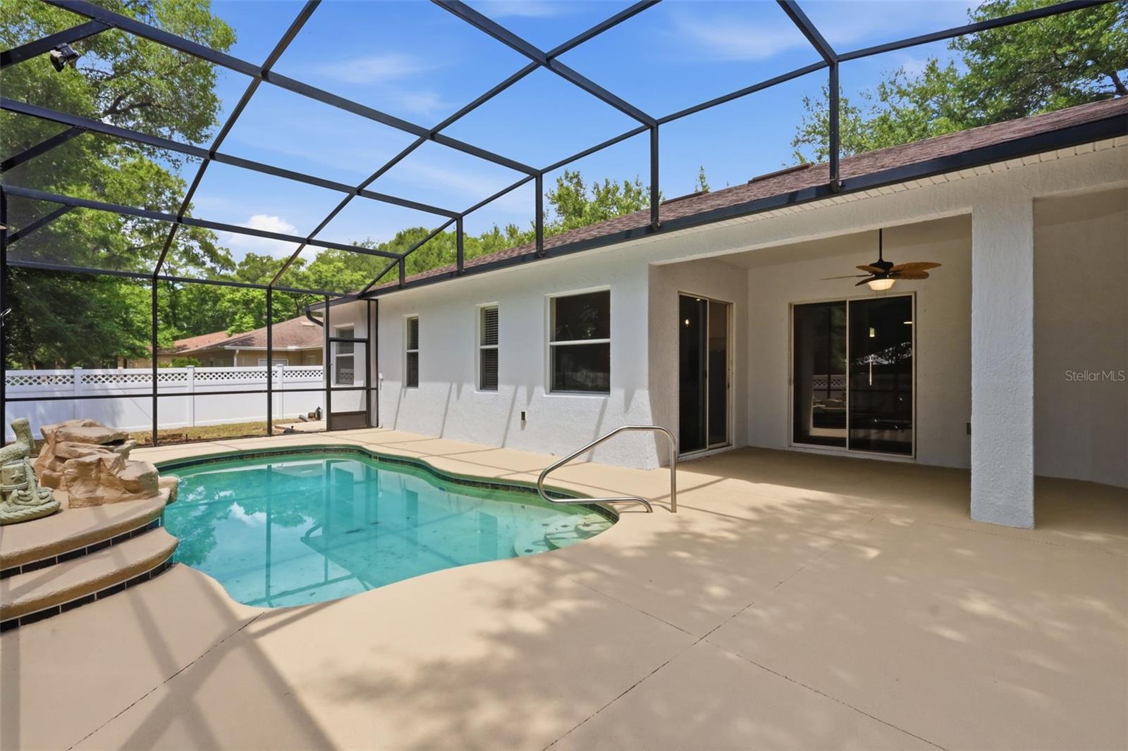 814 CYPRESS OAK CIRCLE