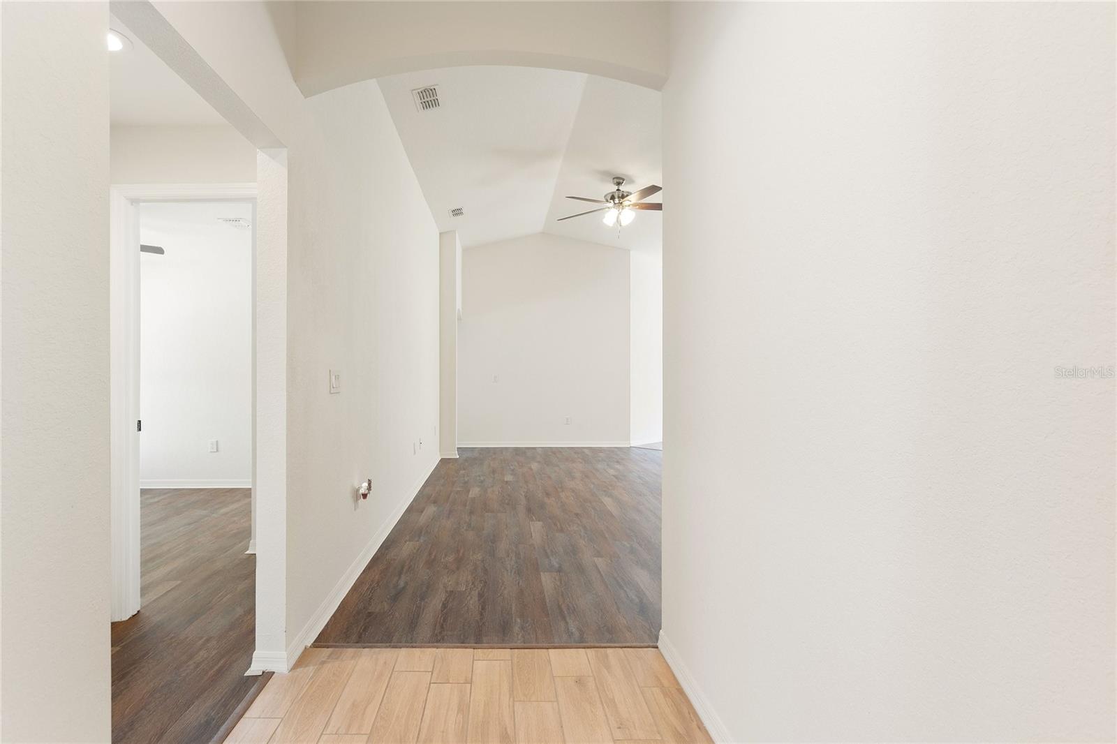 DONOVAN TRACE - Residential