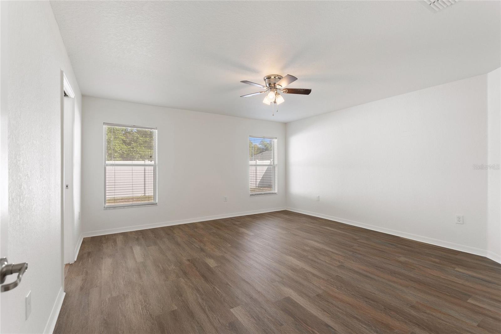 DONOVAN TRACE - Residential