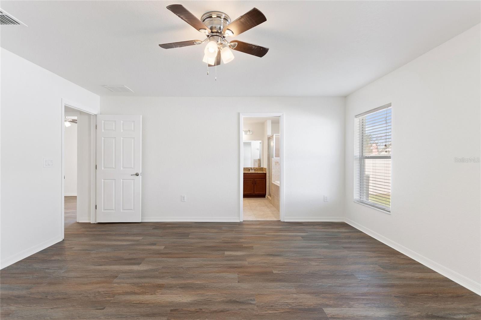 DONOVAN TRACE - Residential