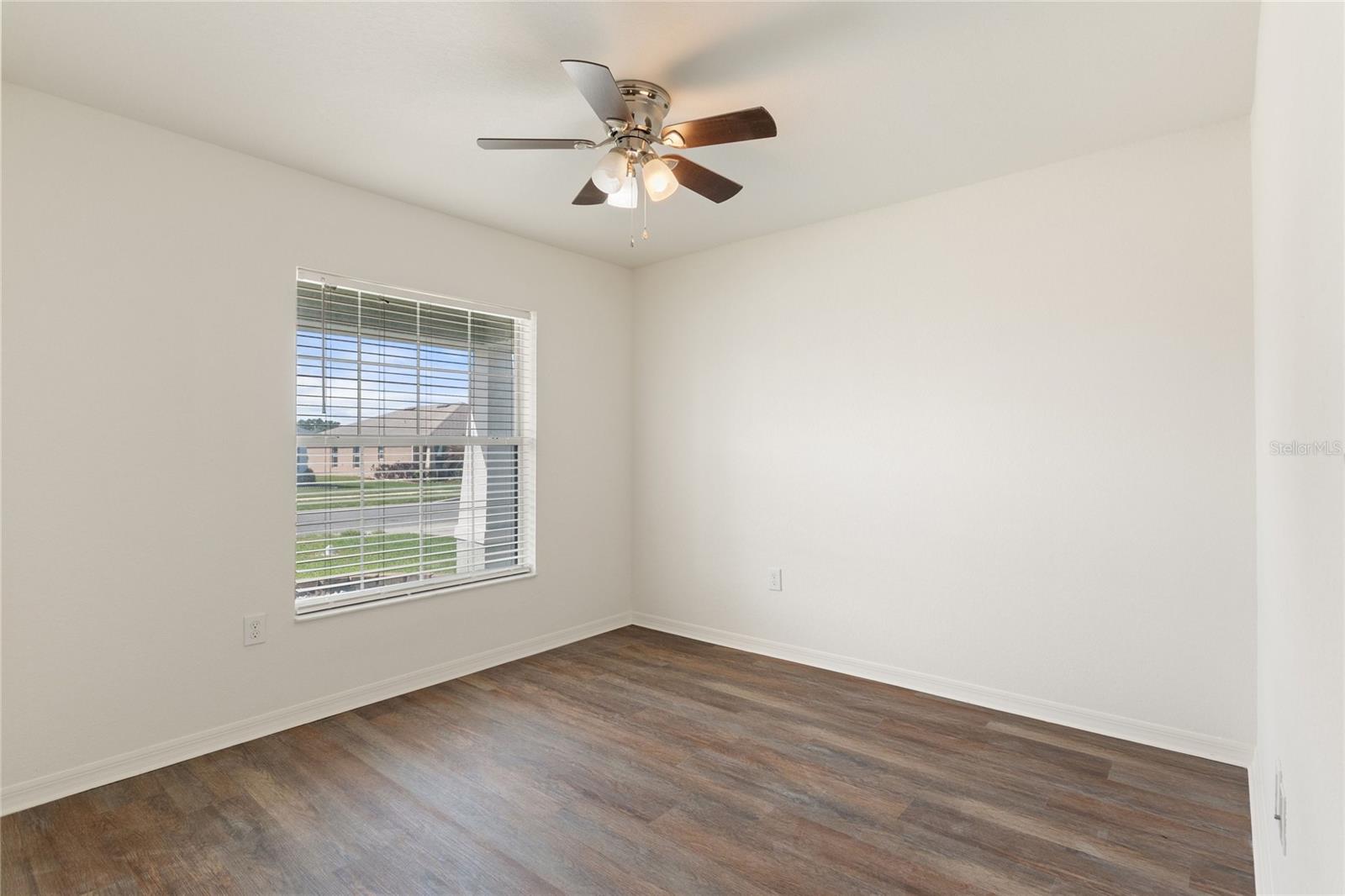 DONOVAN TRACE - Residential