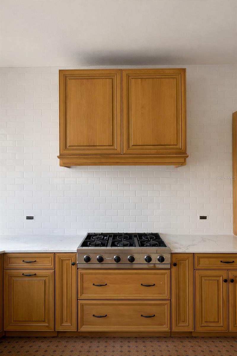 FLORAL PARK - Residential