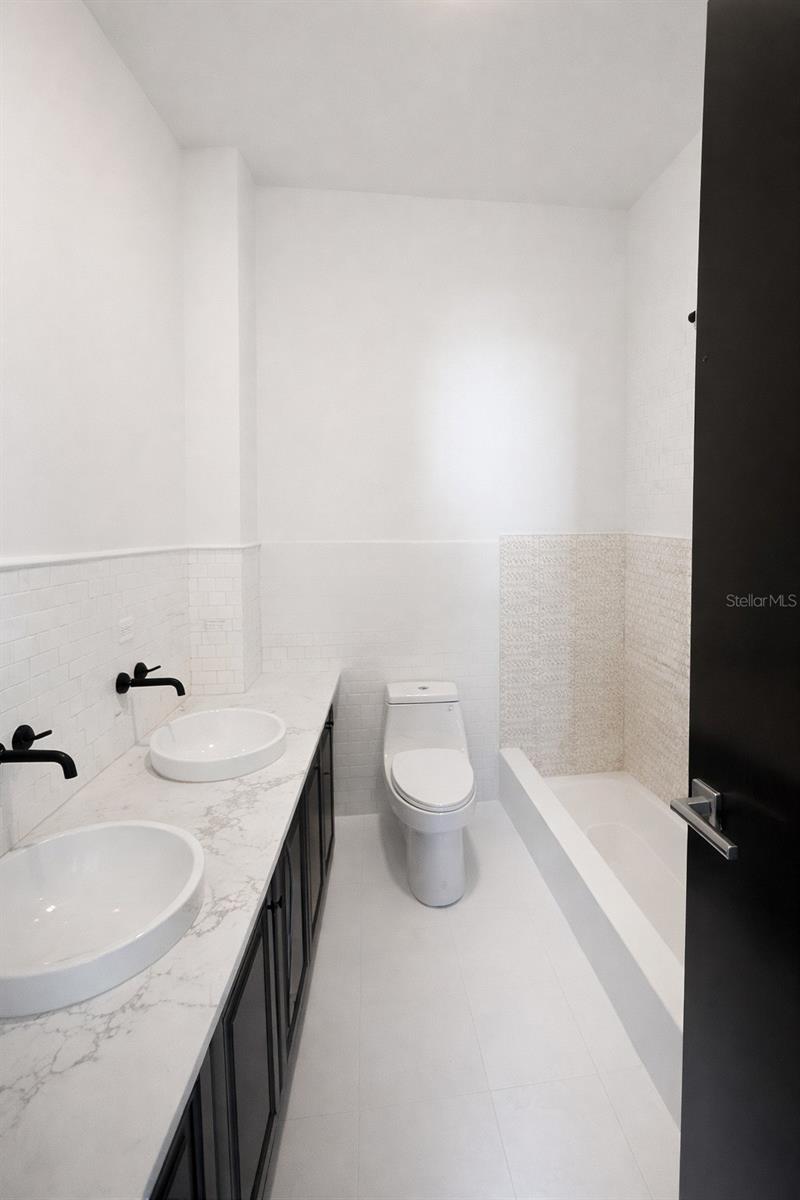 FLORAL PARK - Residential