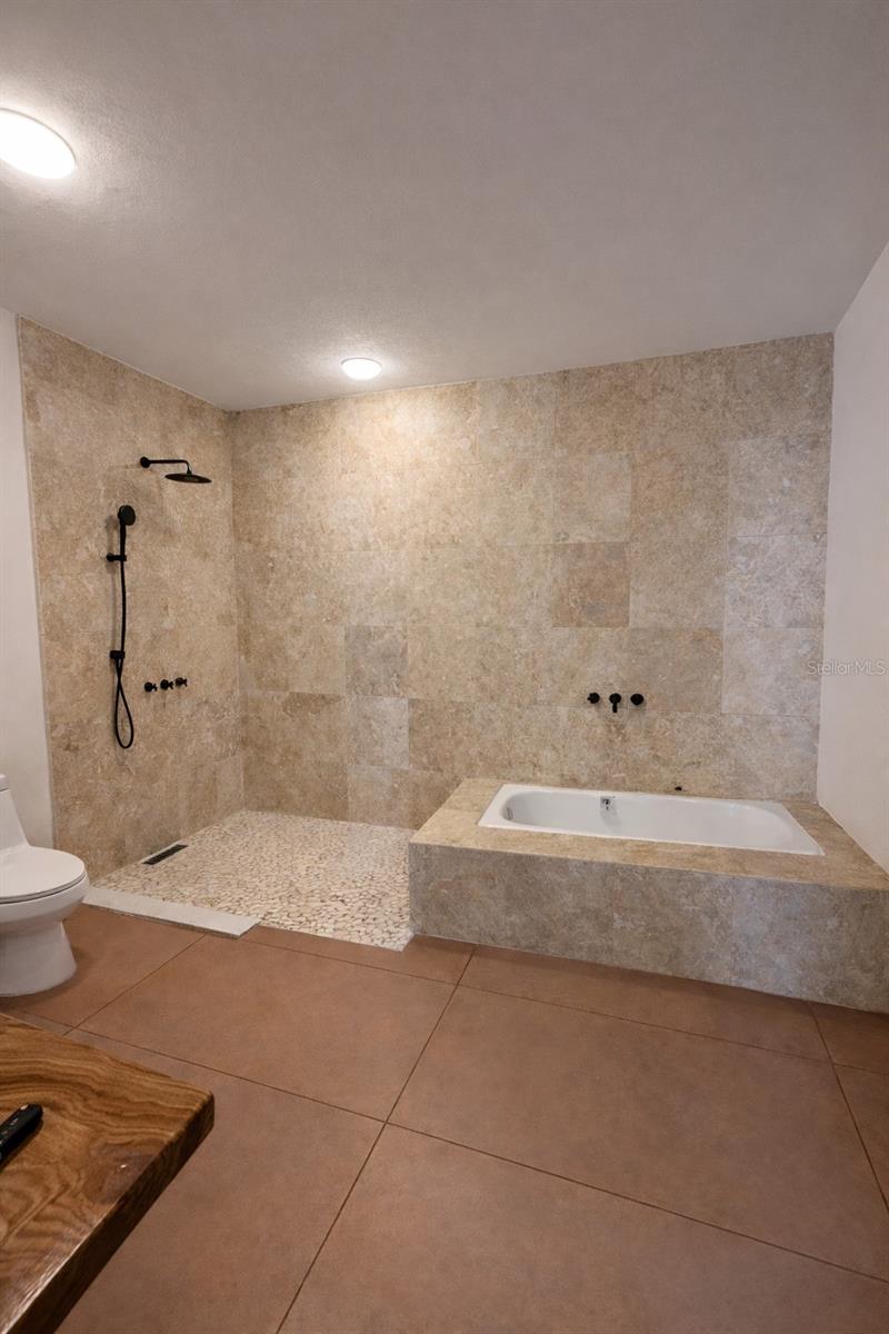 FLORAL PARK - Residential