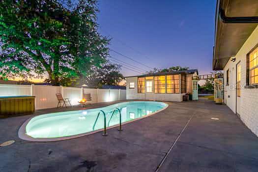 HARBOR HEIGHTS ESTATES - Residential