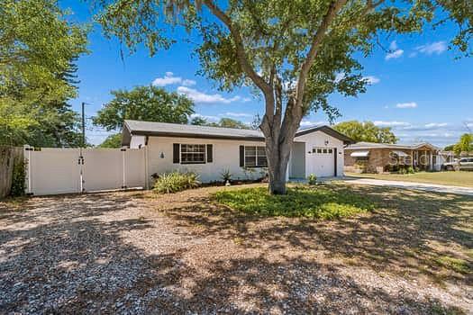 HARBOR HEIGHTS ESTATES - Residential