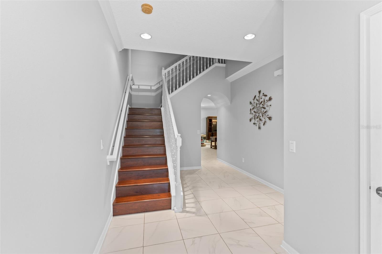 632 VENICE PLACE
