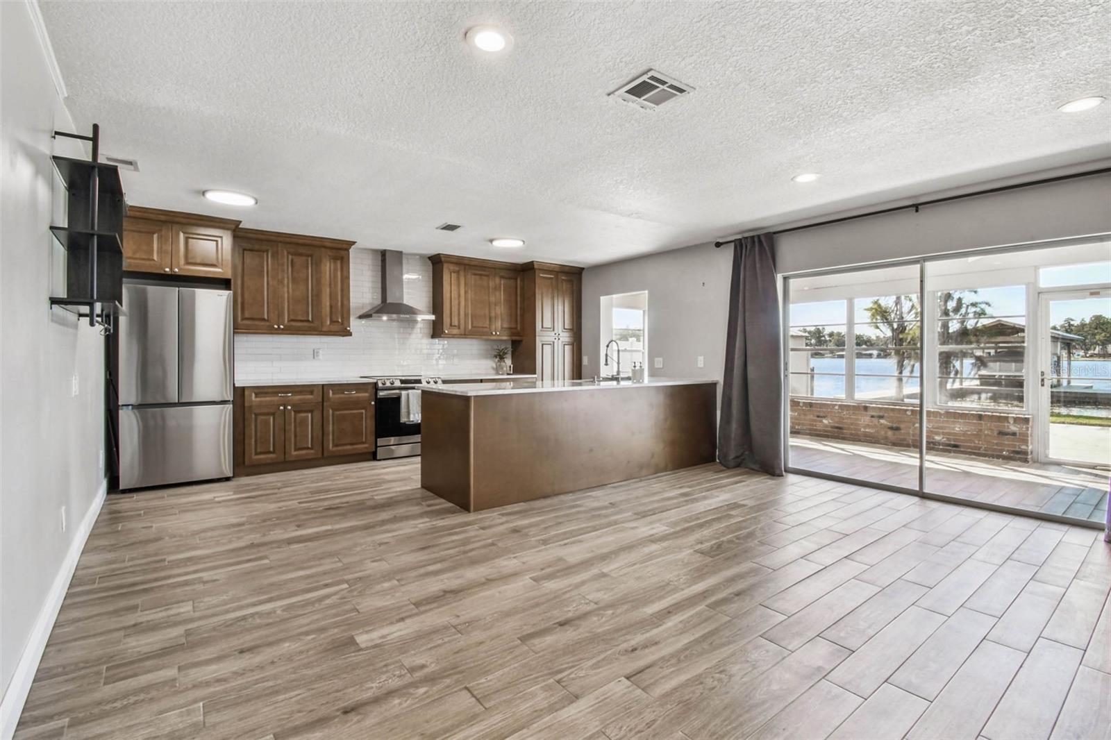 ACREAGE & UNREC - Residential