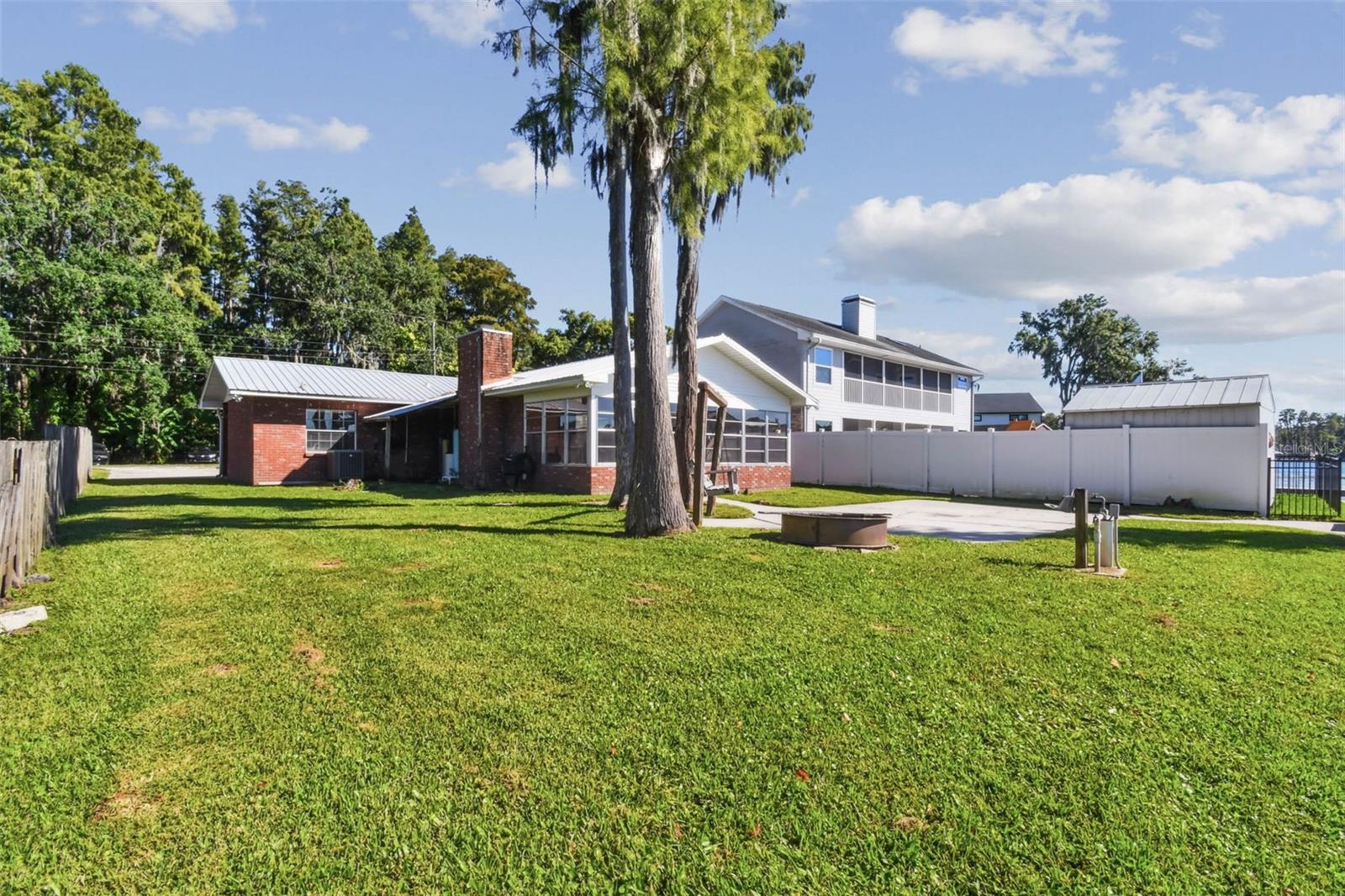 ACREAGE & UNREC - Residential