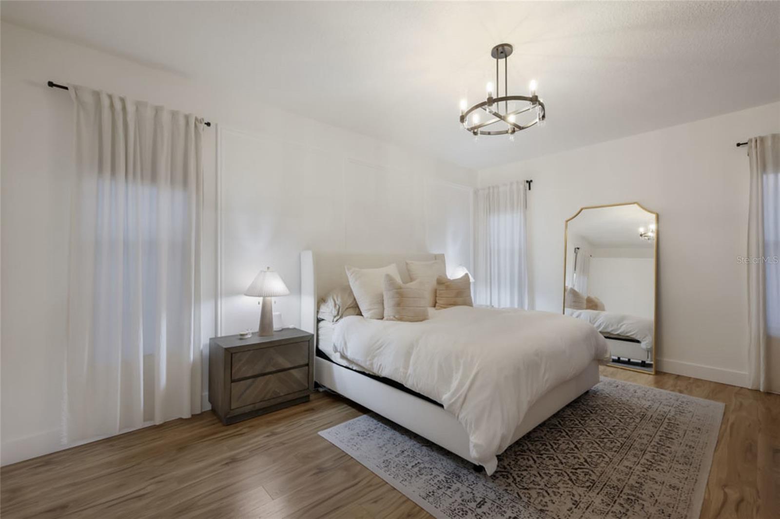 BAY OAKS ESTATES - Residential