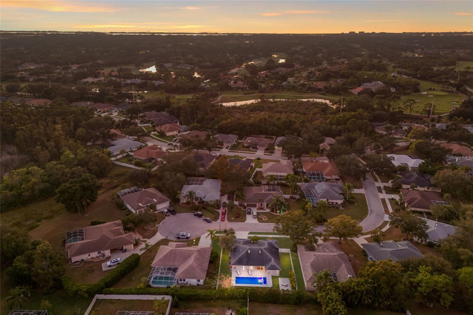 BAY OAKS ESTATES - Residential