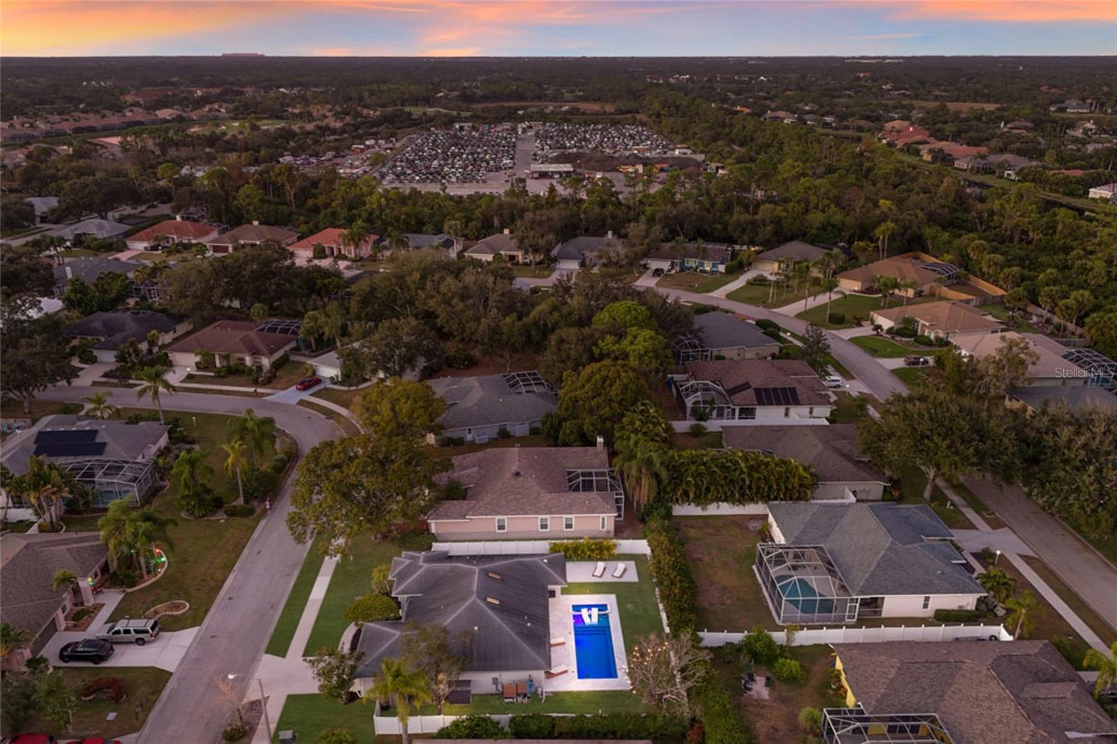 BAY OAKS ESTATES - Residential