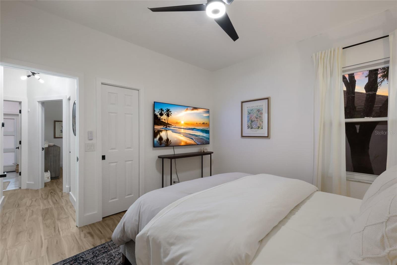 BAY OAKS ESTATES - Residential