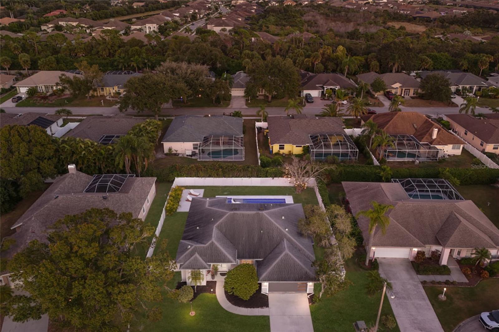 BAY OAKS ESTATES - Residential