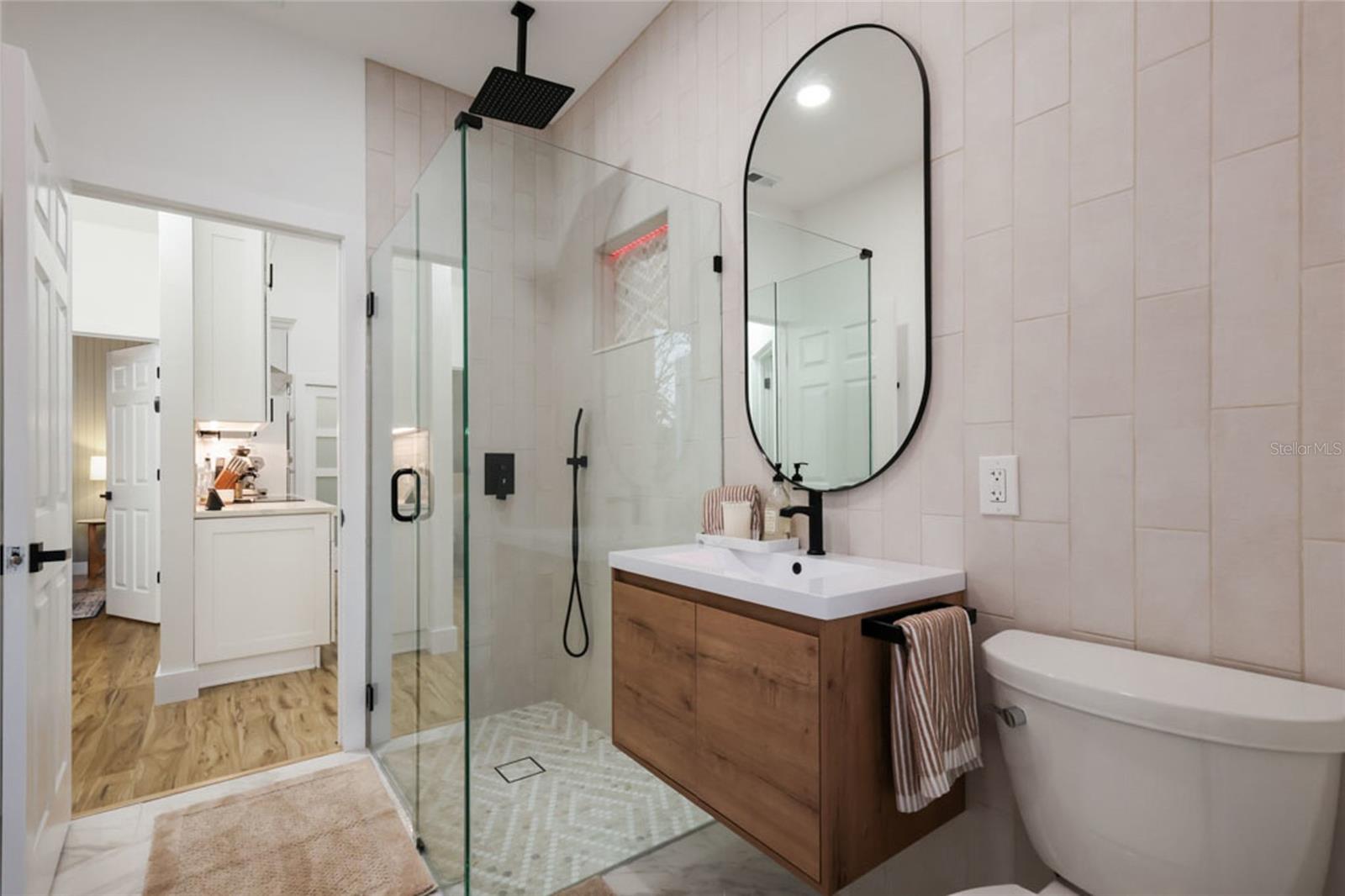 BAY OAKS ESTATES - Residential