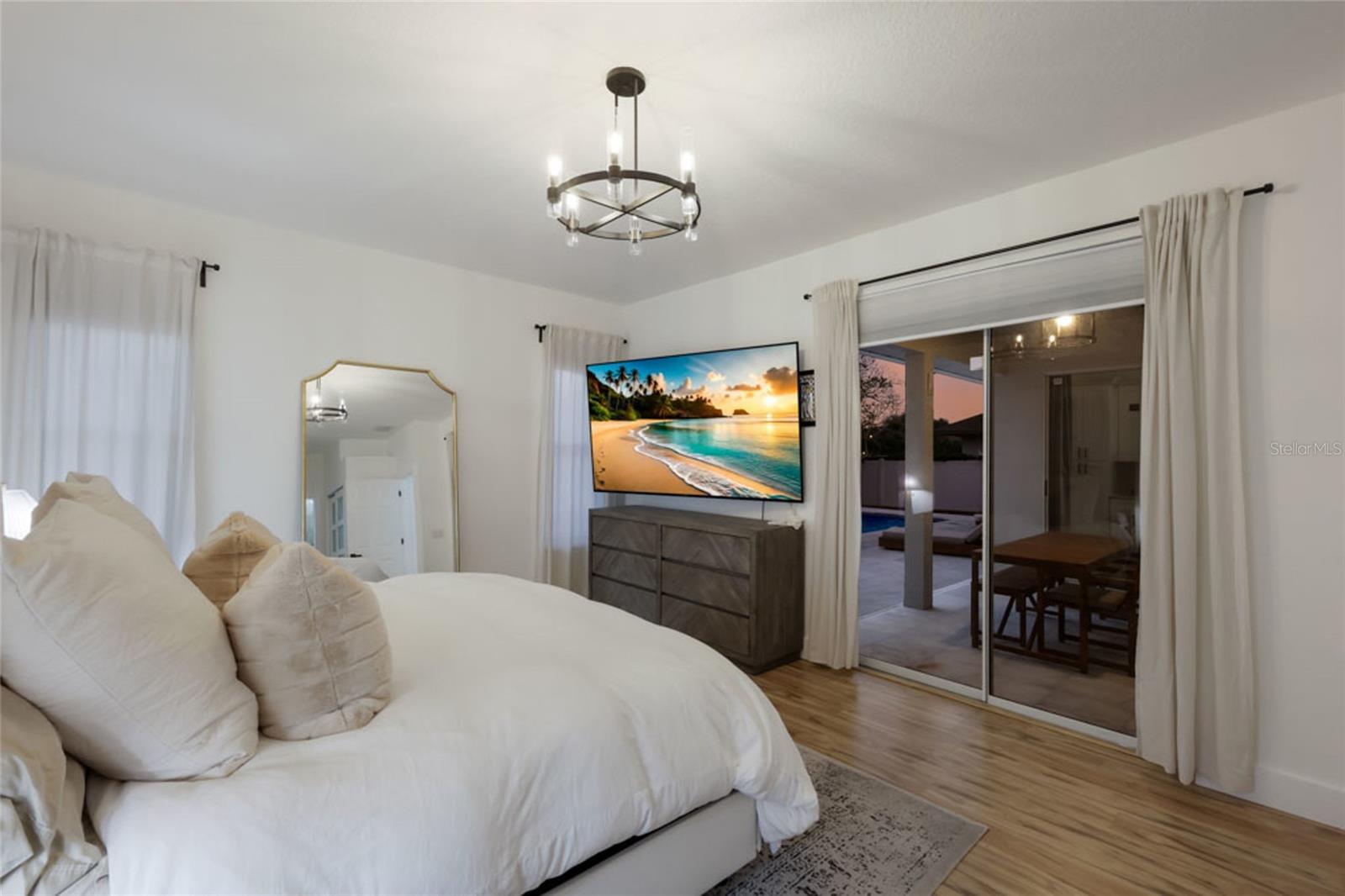 BAY OAKS ESTATES - Residential