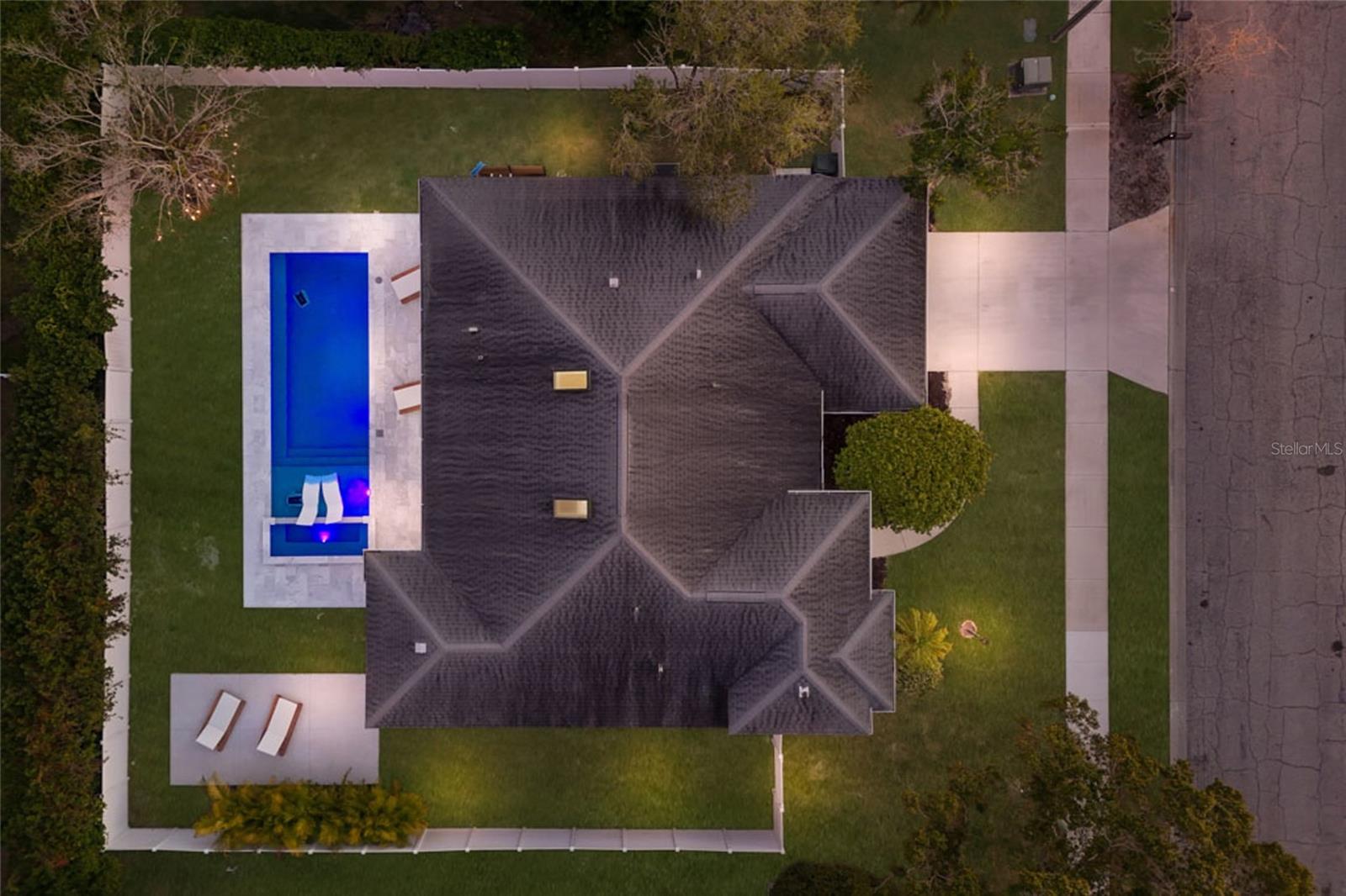 BAY OAKS ESTATES - Residential