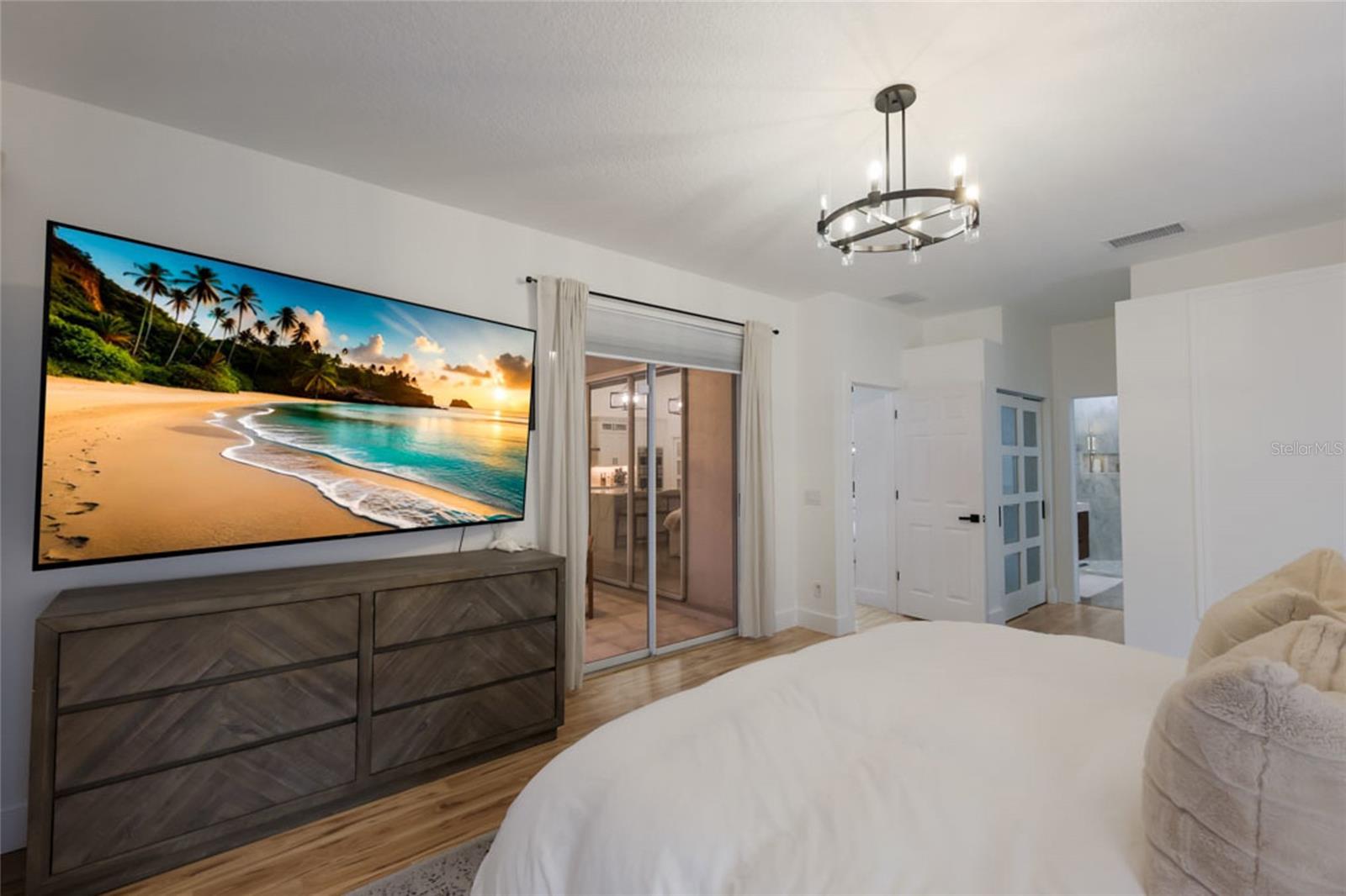 BAY OAKS ESTATES - Residential