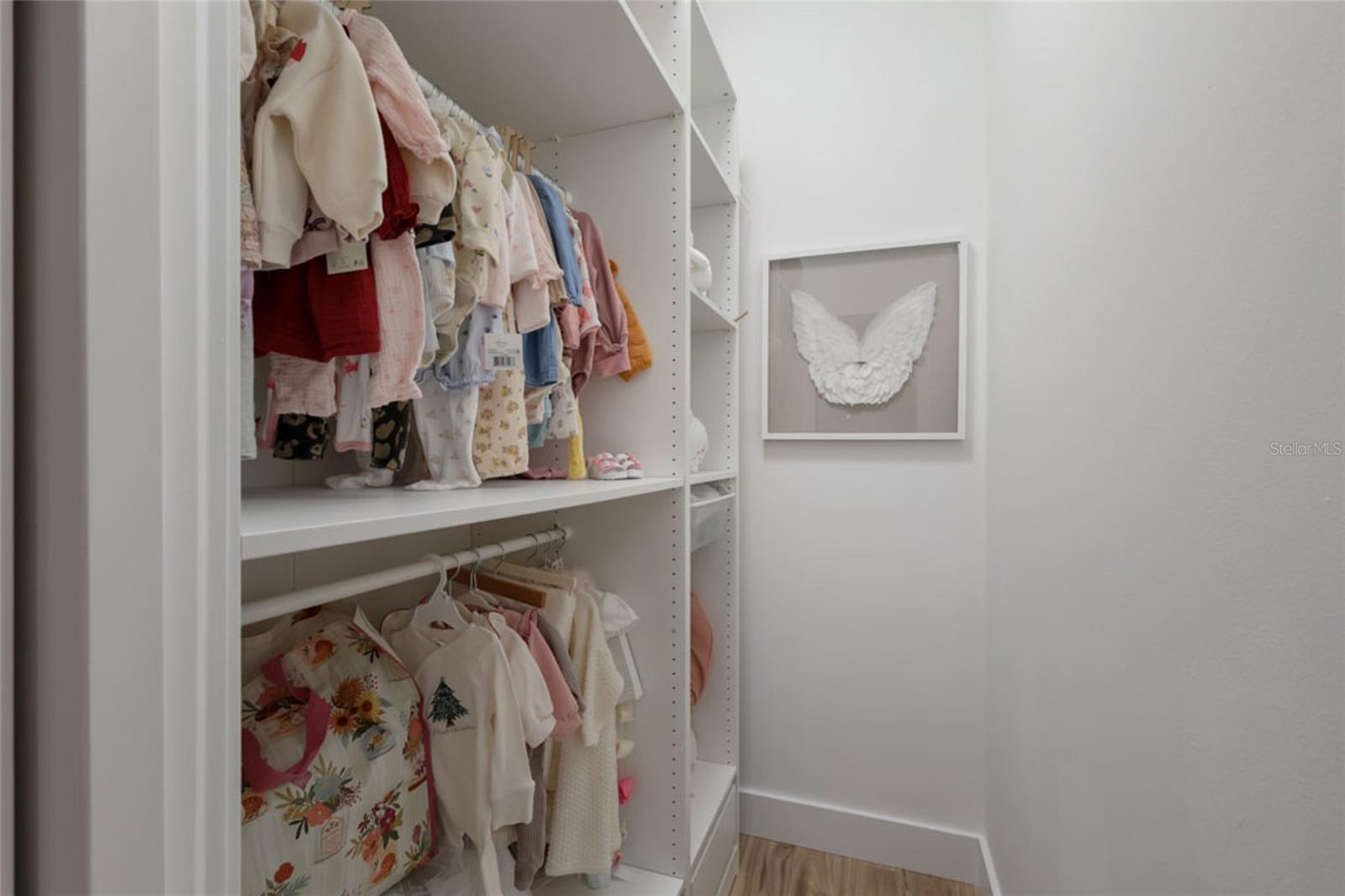 BAY OAKS ESTATES - Residential