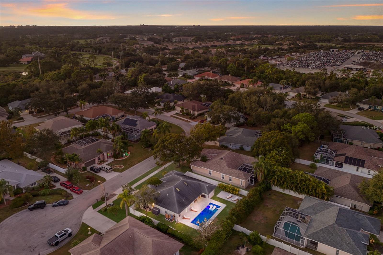 BAY OAKS ESTATES - Residential