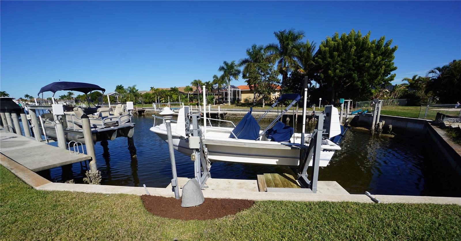 PUNTA GORDA ISLES SEC 7 - Residential