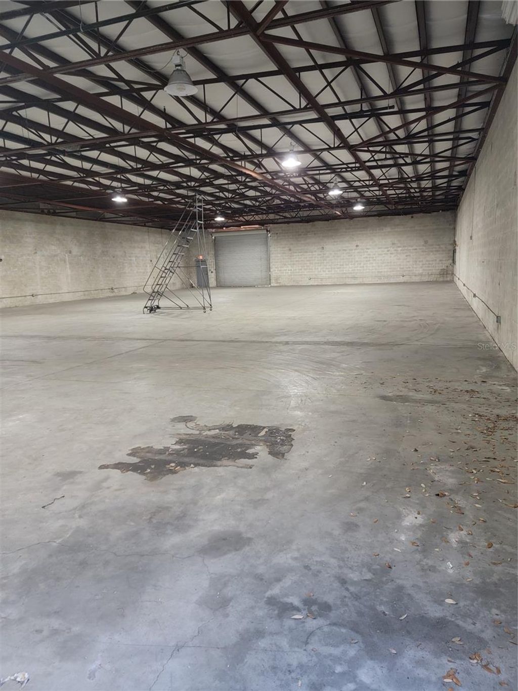 Photo of 737 Commerce Drive, Venice, FL 34292 (MLS # A4681880)